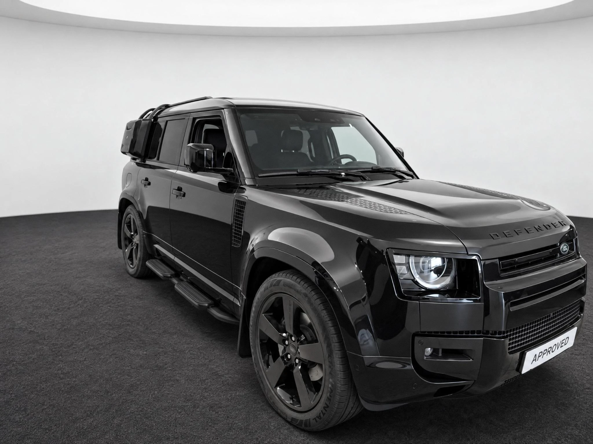 Land Rover-Defender-image-3