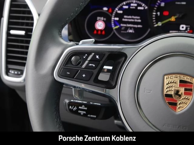 Porsche Cayenne E-Hybrid Coupe Platinum Edition platinum edition9YA Cayenne E-Hybrid Coupe Platinum Edition platinum edition