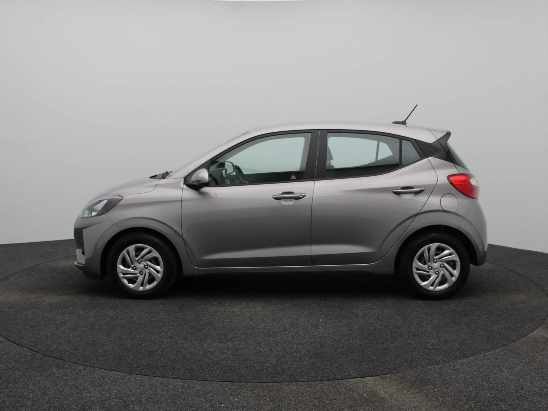 Hyundai-i10-image-3