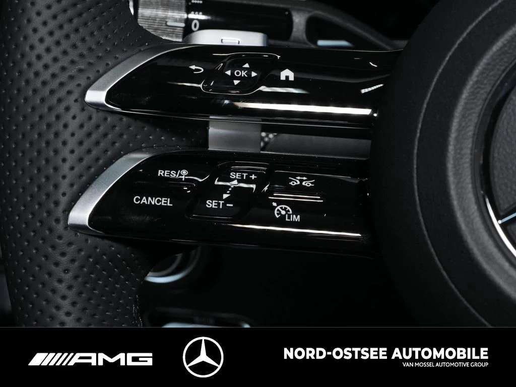 Mercedes-Benz CLE 200 AMG NIGHT PANO DIGITAL-LIGHT BURMESTER AMG Line