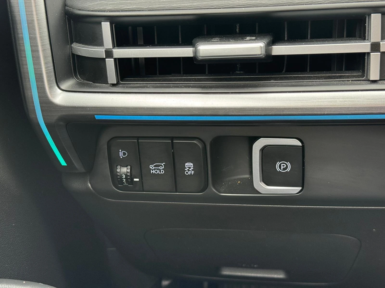 Hyundai-Santa Fe-image-17