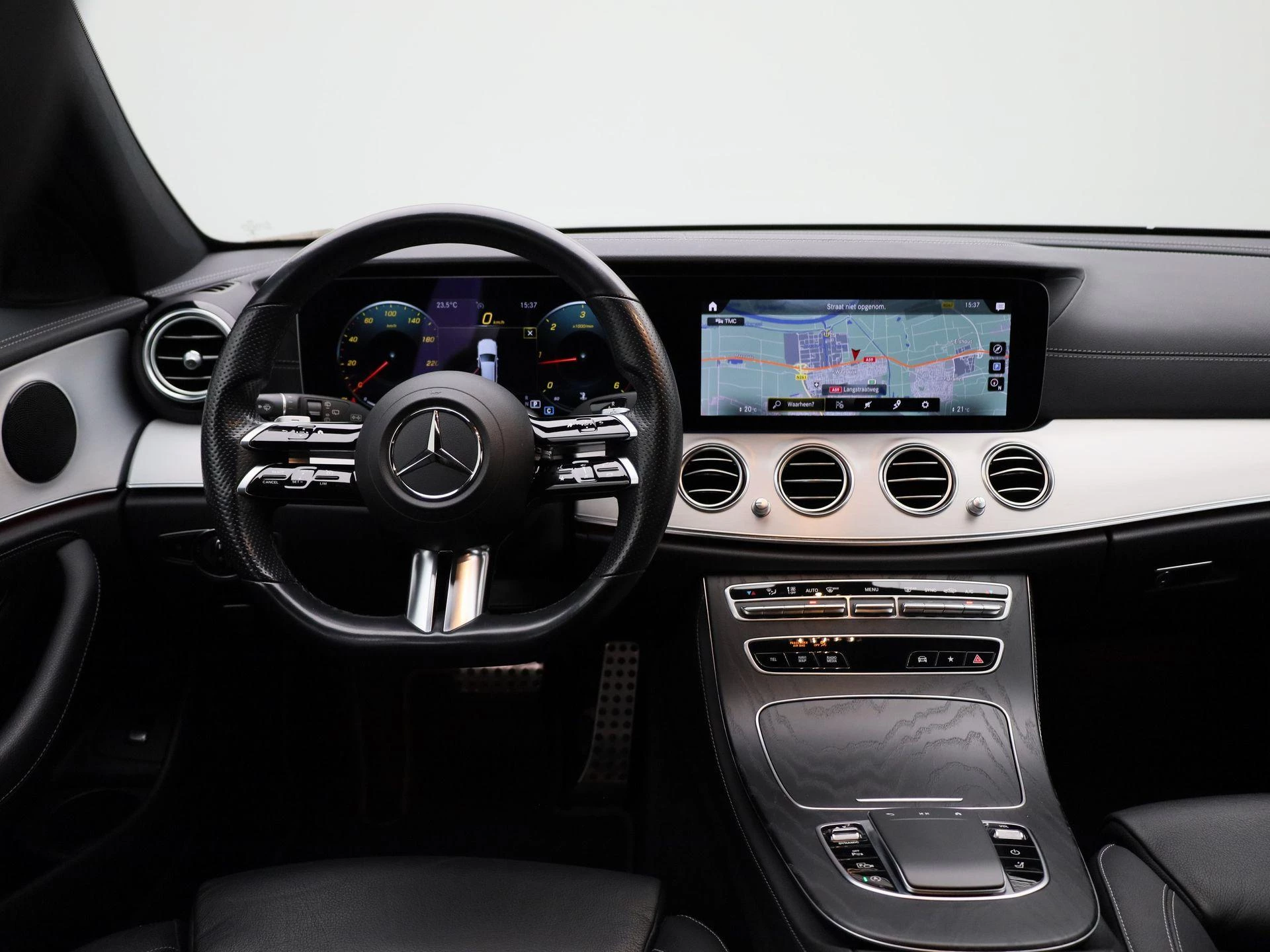 Mercedes-Benz-Classe E-image-6