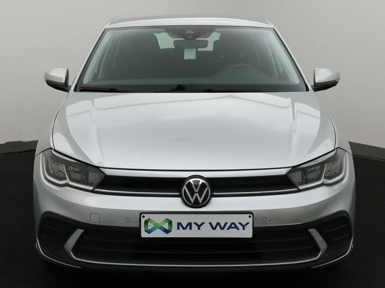 Volkswagen-Polo-image-2