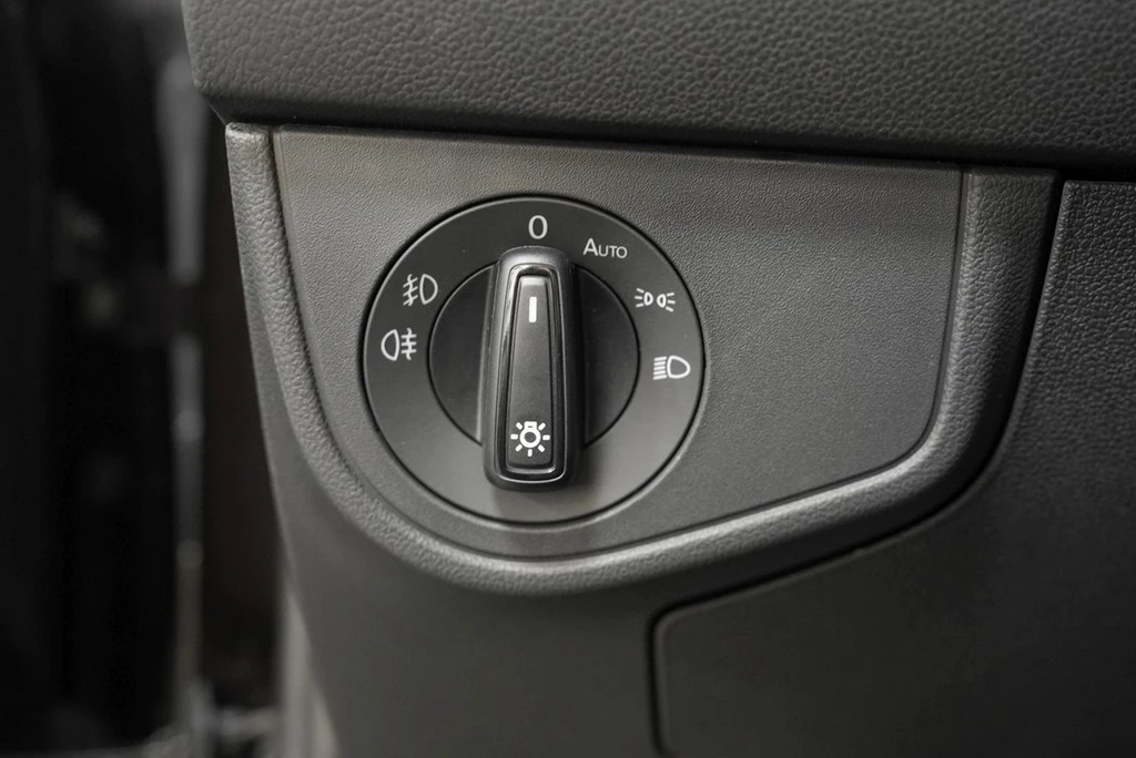 Volkswagen Polo R-Line DSG RearView