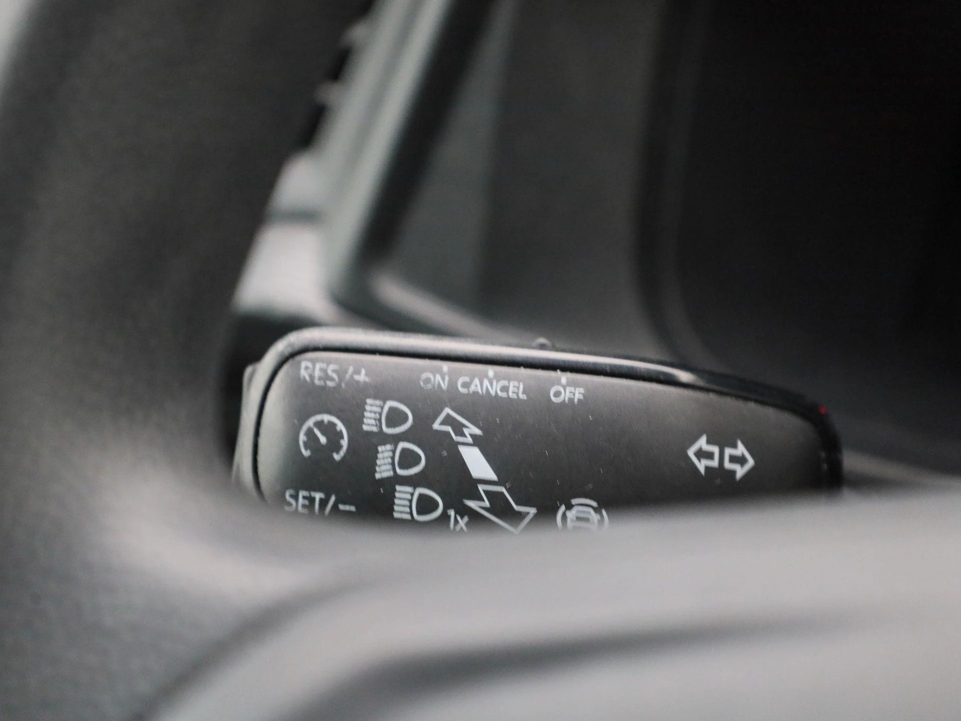 Volkswagen-Transporter-image-21
