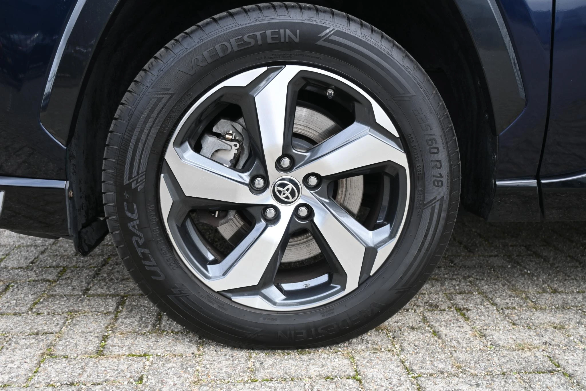 Toyota-RAV4-image-8