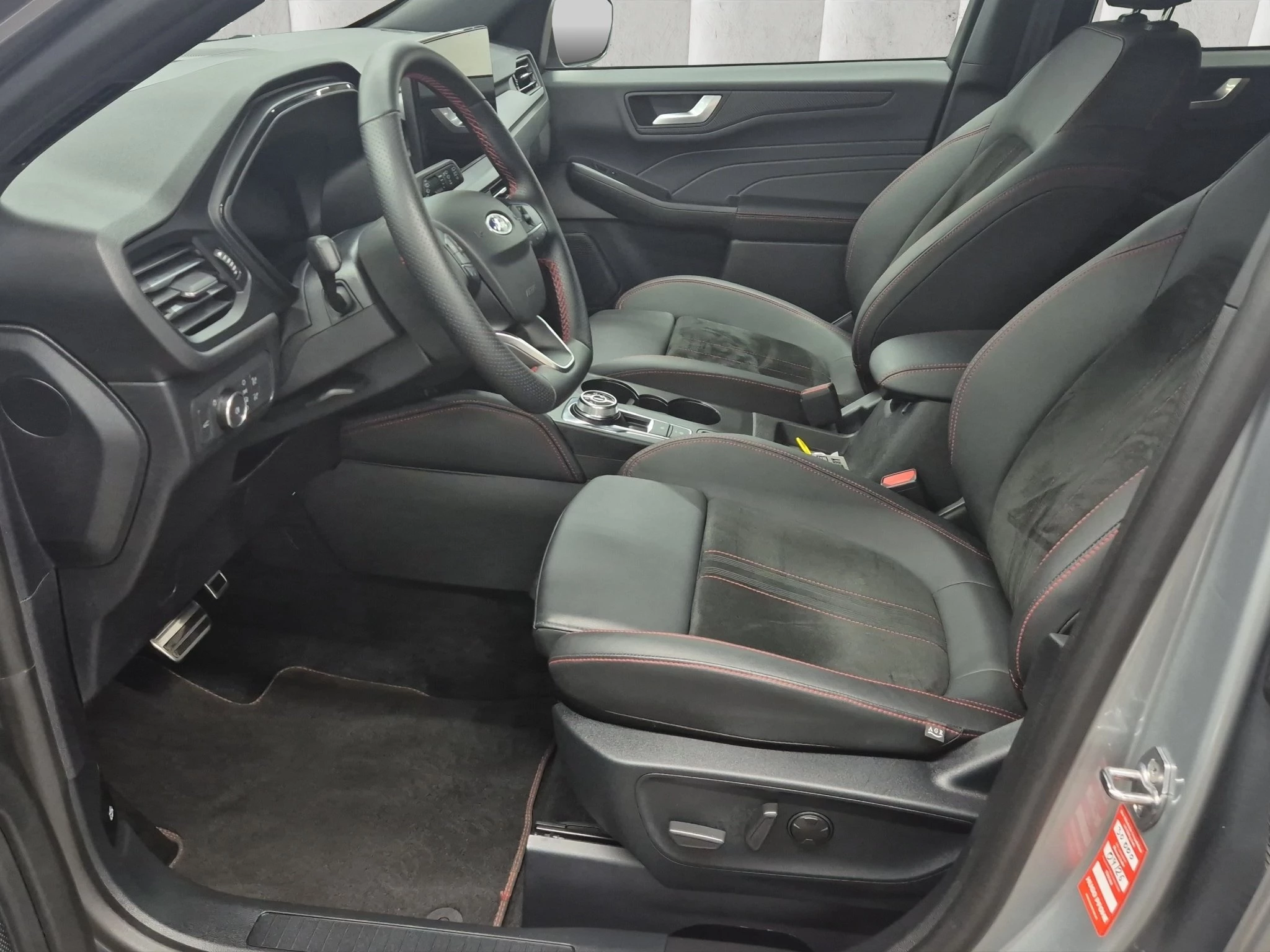 Ford Kuga ST-Line X Aut.*360GRAD*LED-MATRIX*NAVI*GRA*WINTER-PKT.