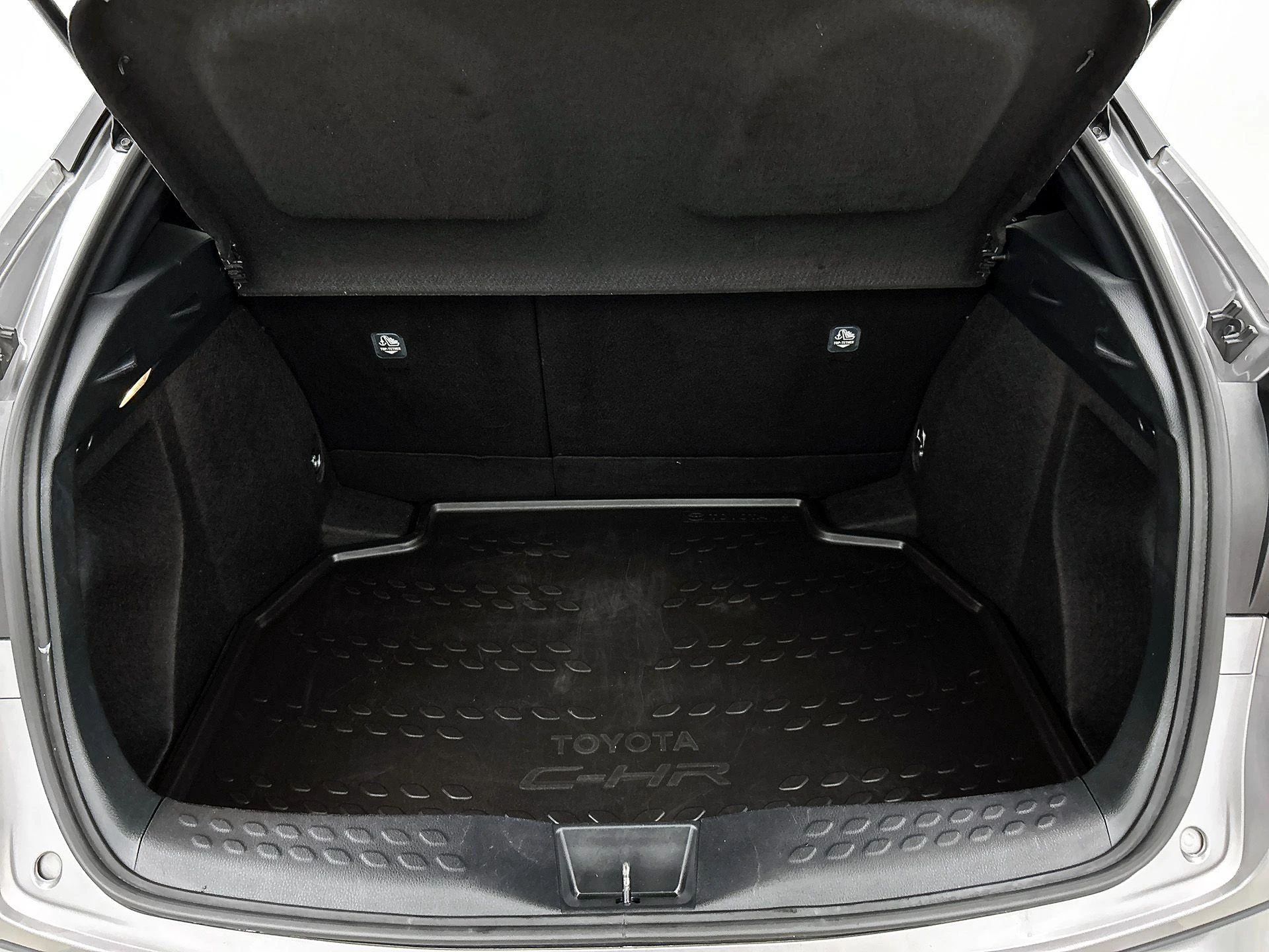 Toyota-C-HR-image-21