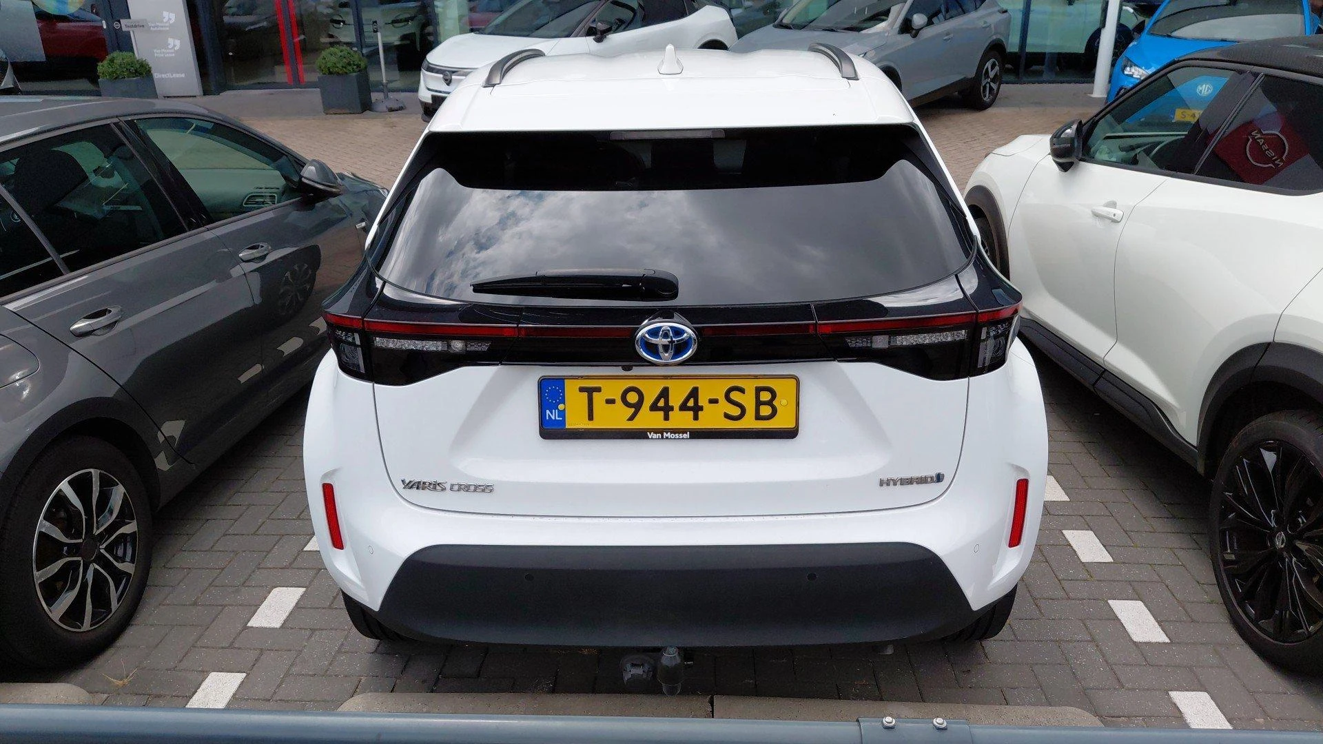 Toyota-Yaris Cross-image-7