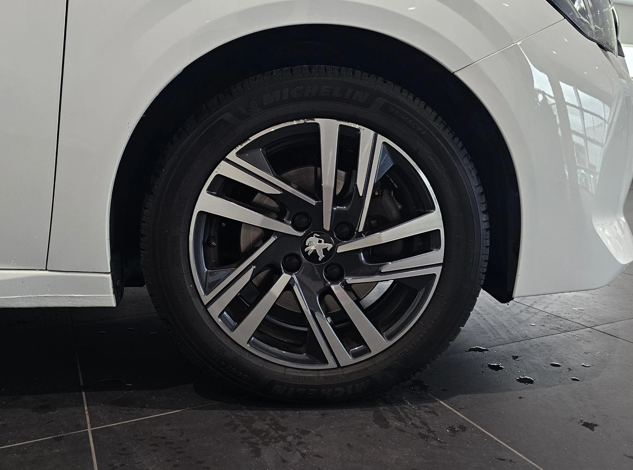 Peugeot-208-image-26