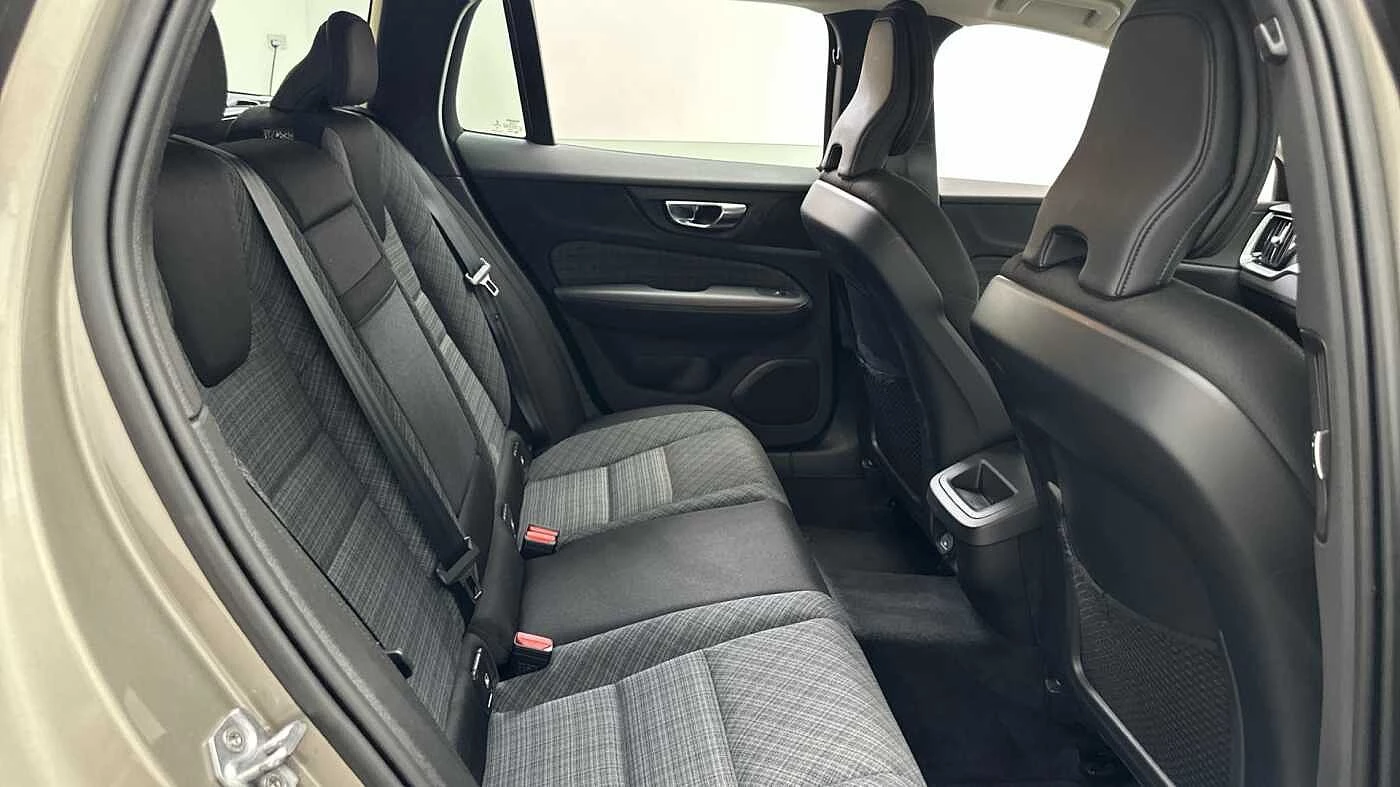 Volvo-V60-image-7