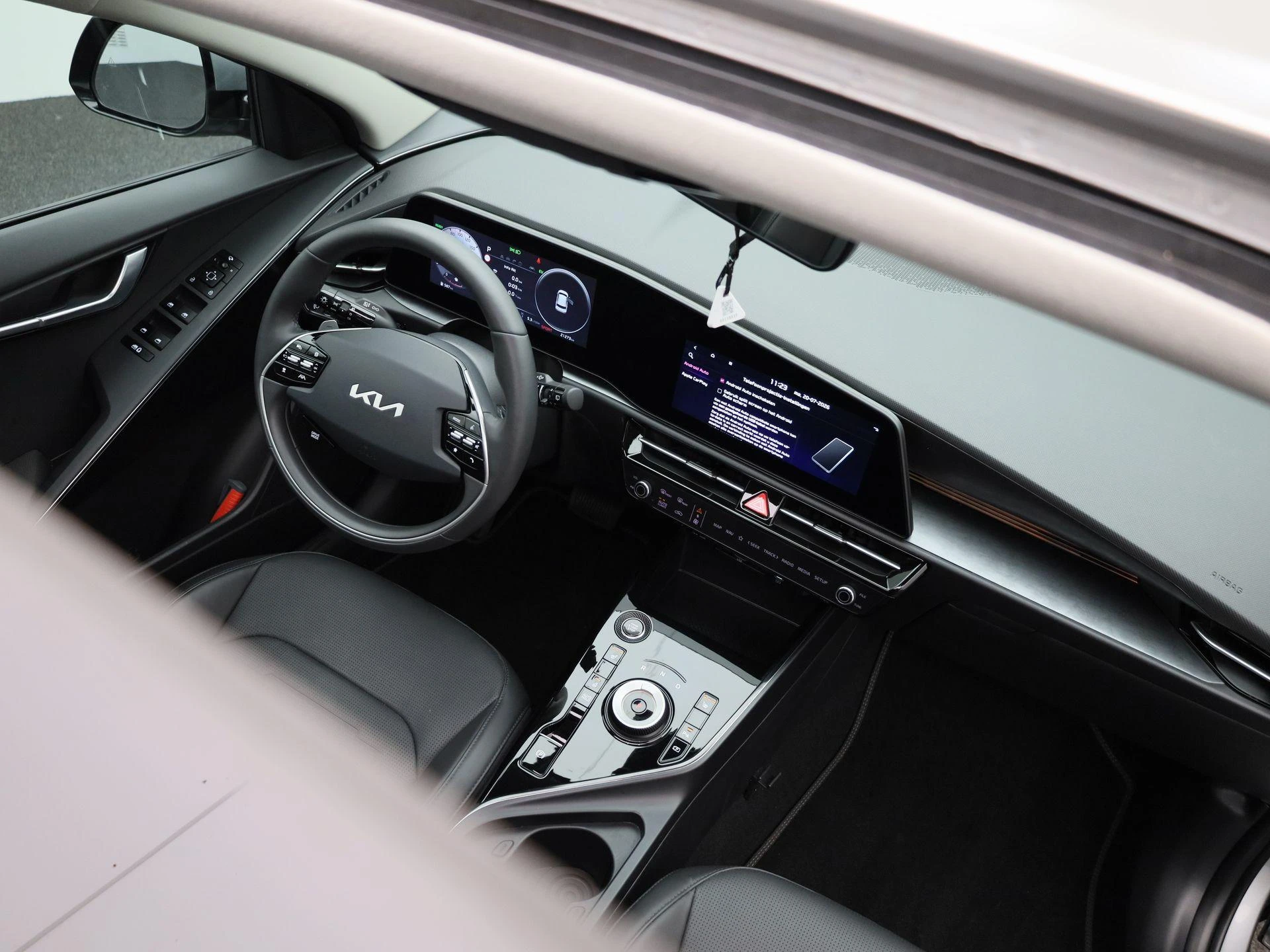 Kia-Niro-image-35