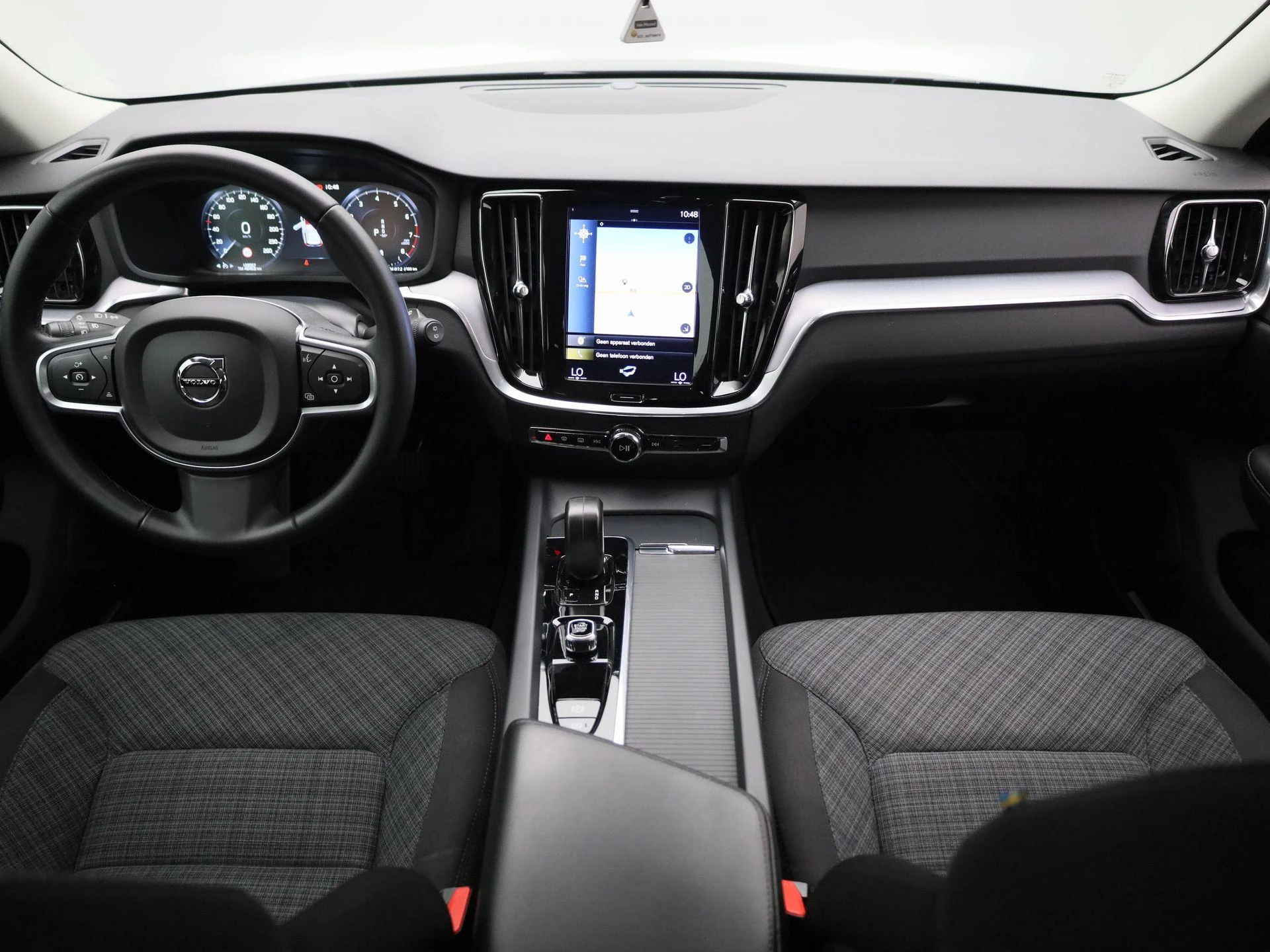 Volvo-V60-image-8