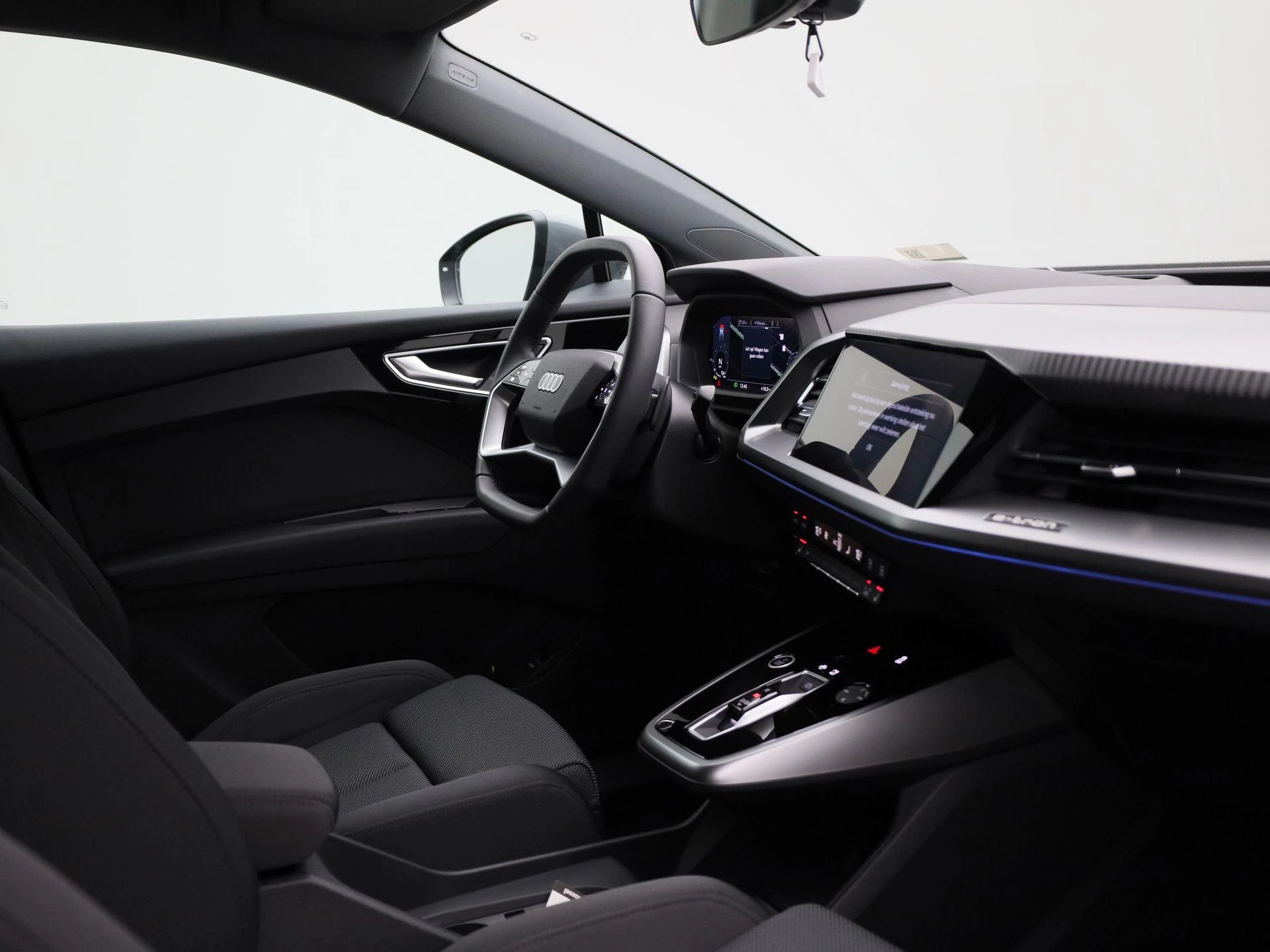 Audi-Q4 e-tron-image-37