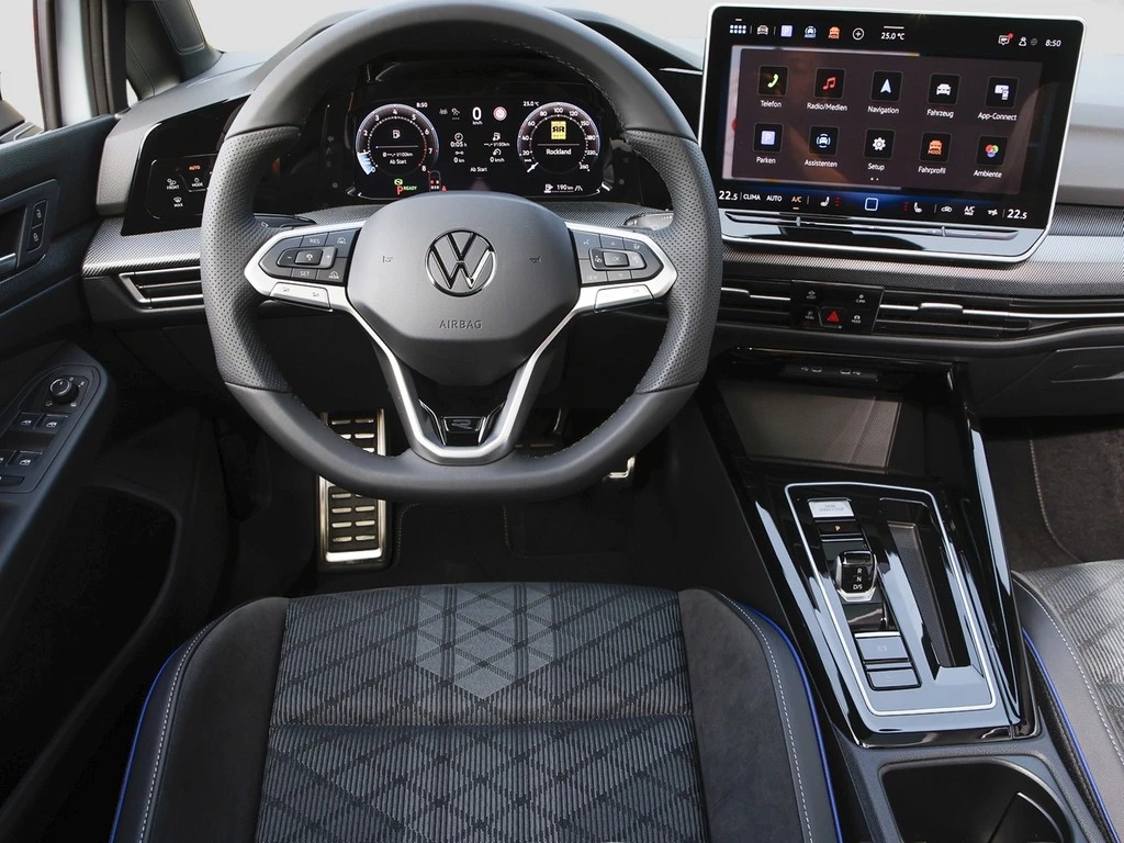 Volkswagen Golf 1.5 eTSI DSG R-Line AHK, Pano, ASG