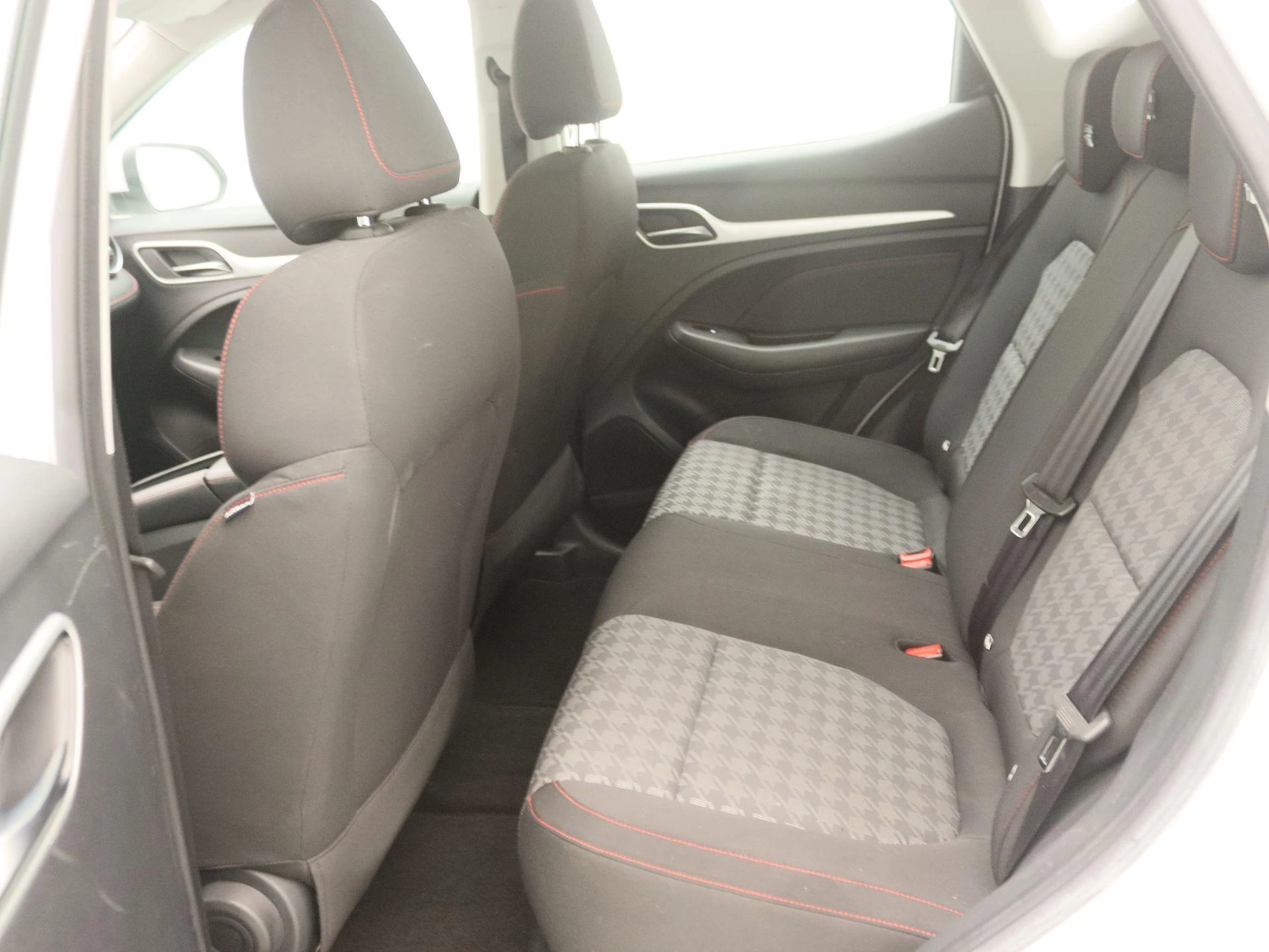 MG-ZS EV-image-11