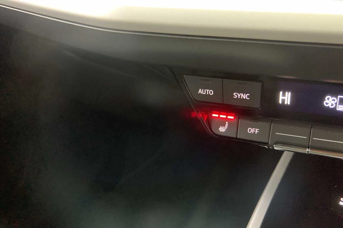 Audi-Q4 Sportback e-tron-image-17
