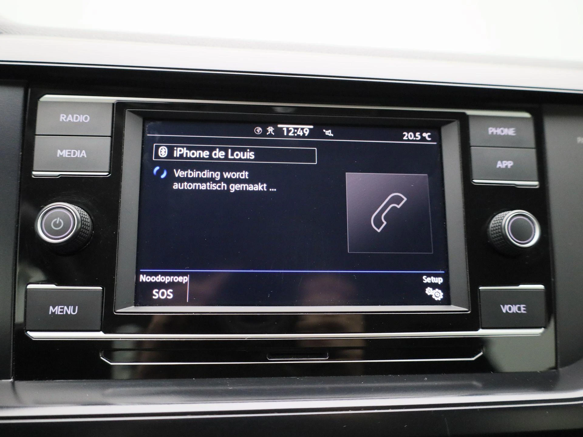 Volkswagen-Polo-image-16