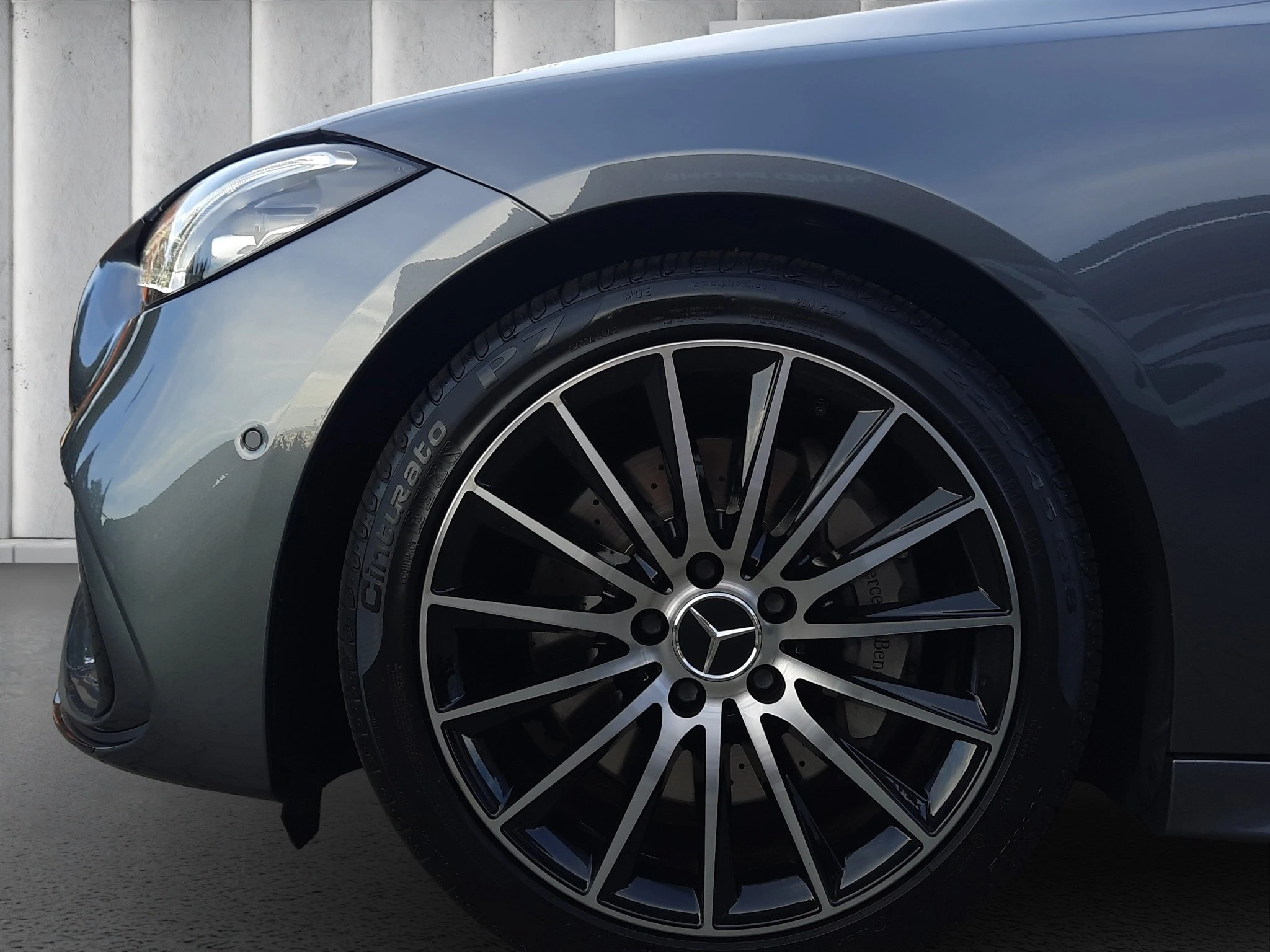 Mercedes-Benz-C-Klasse-image-8