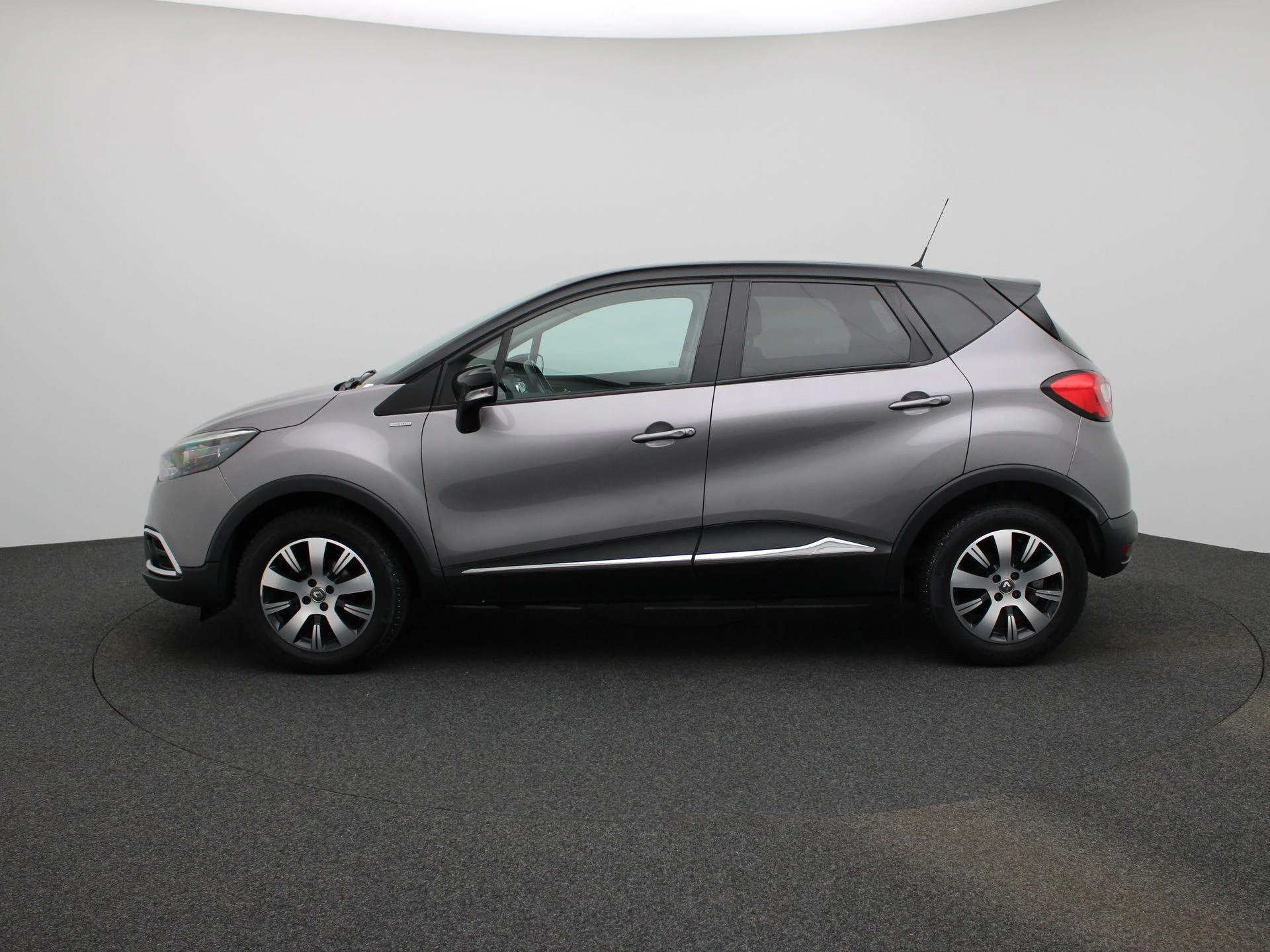 Renault-Captur-image-3