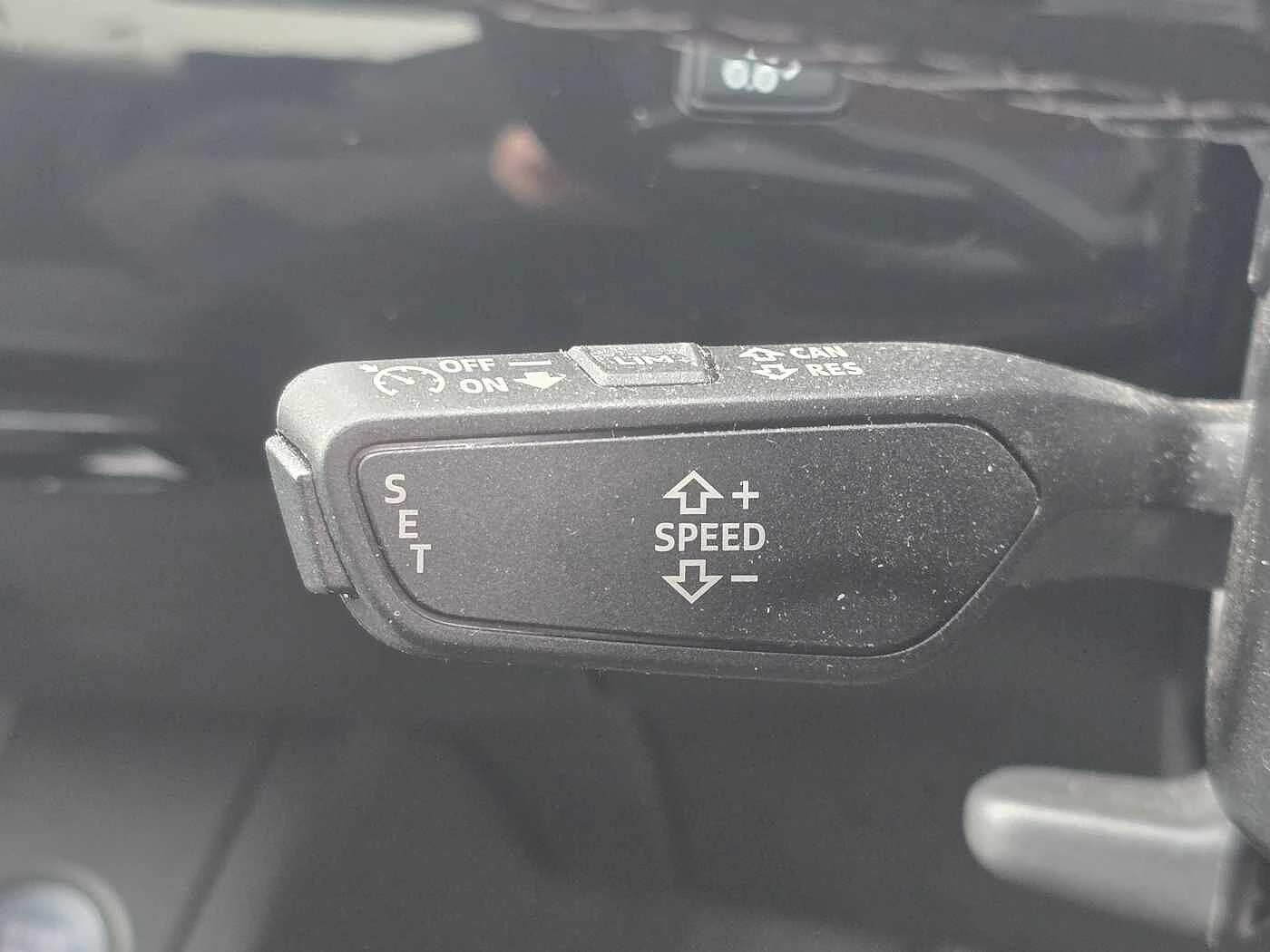 Audi-A4-image-23