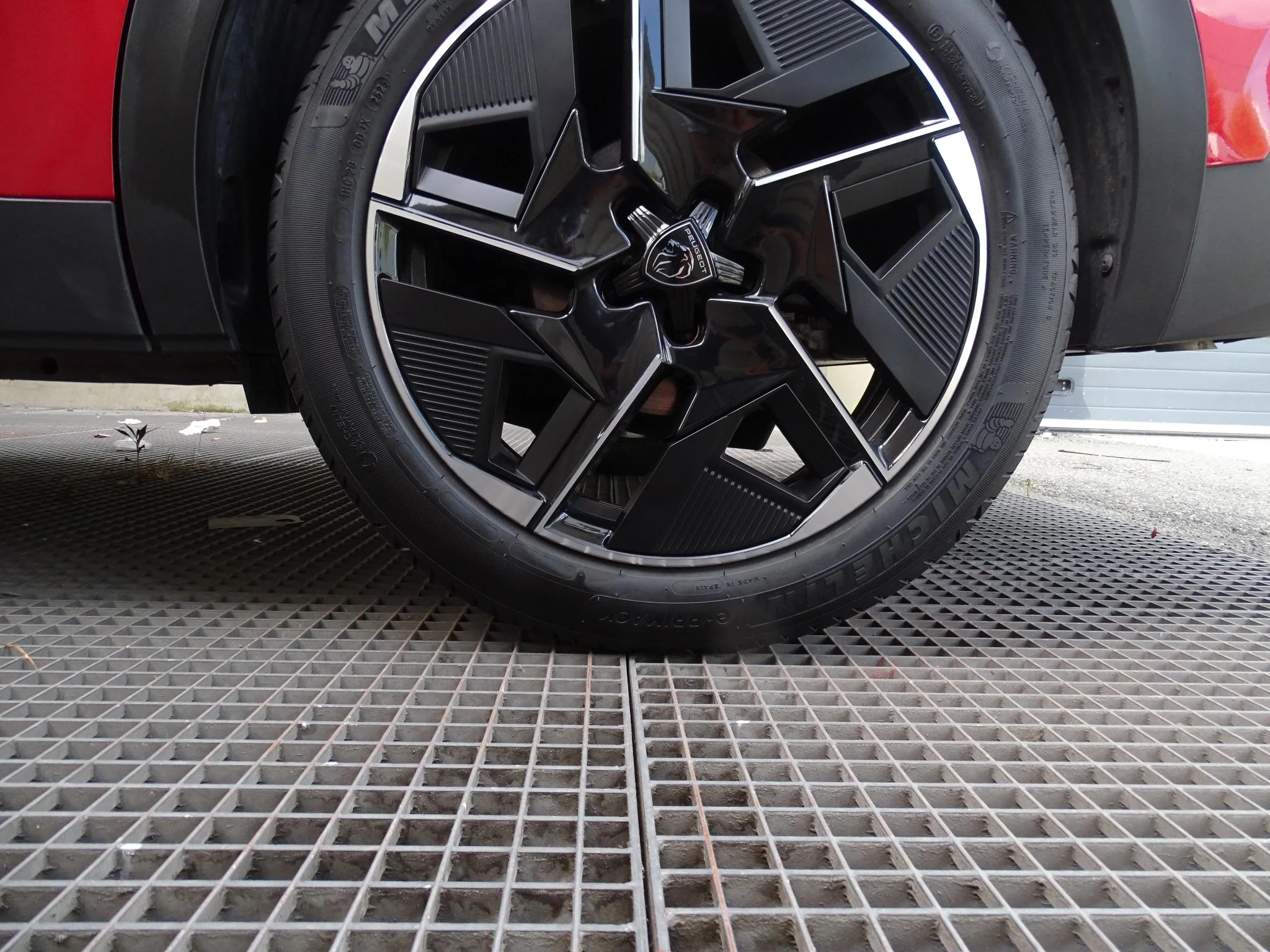 Peugeot-408-image-10
