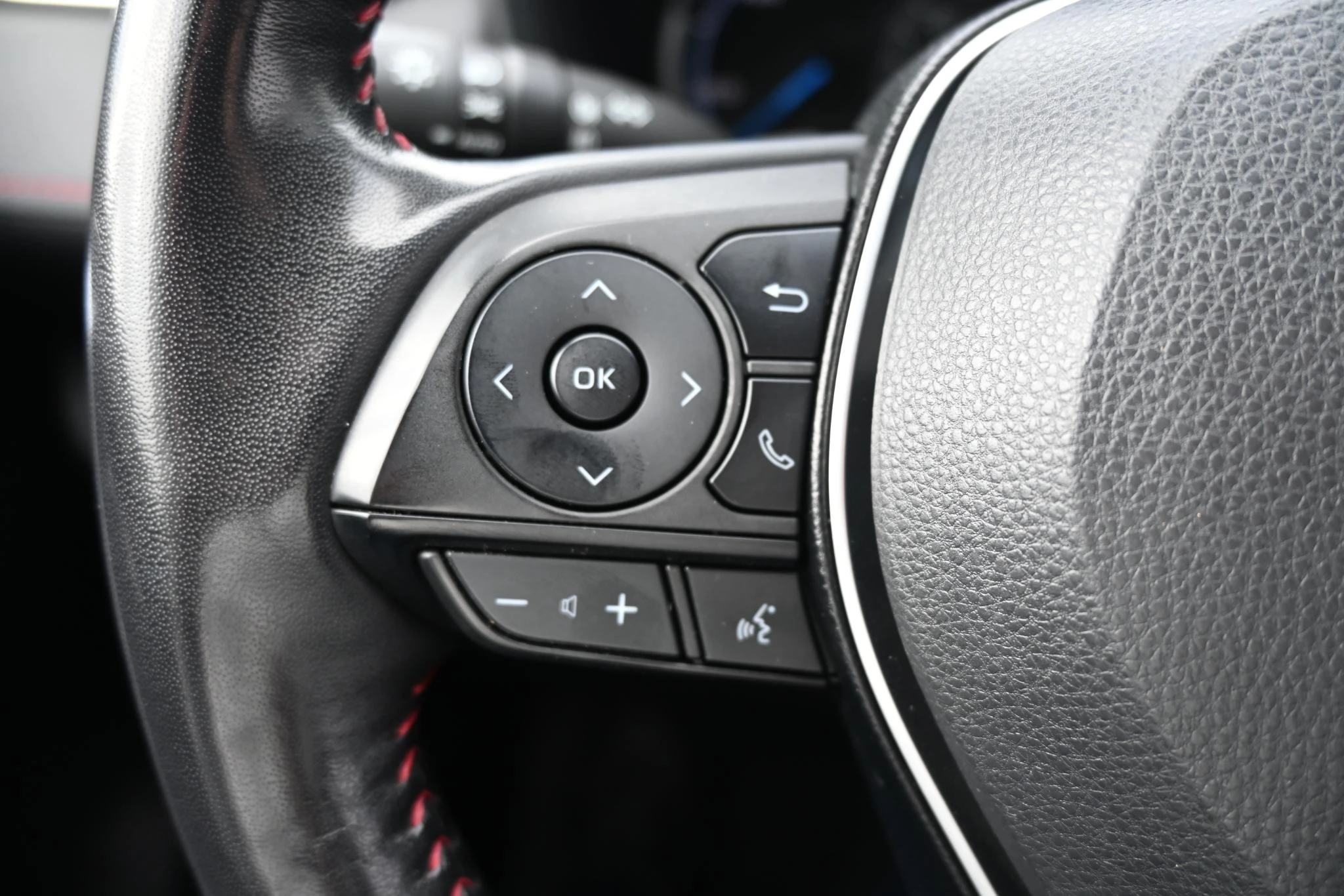 Toyota-RAV4-image-15