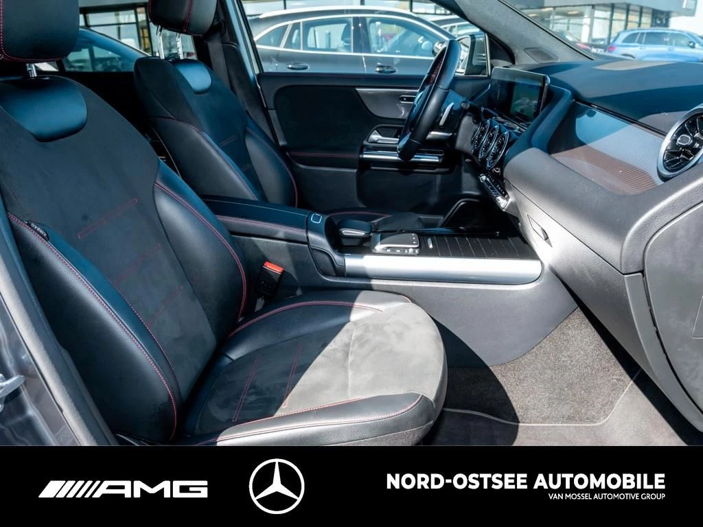 Mercedes-Benz GLA 250 AMG AHK MULTIBEAM PAKRPAKET SOUND DAB AMG