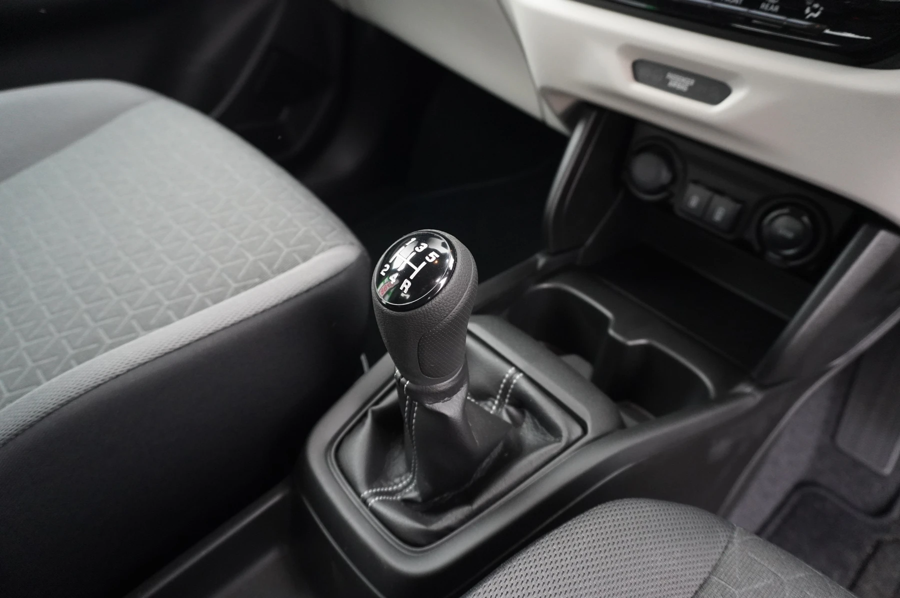 Suzuki-Swift-image-29
