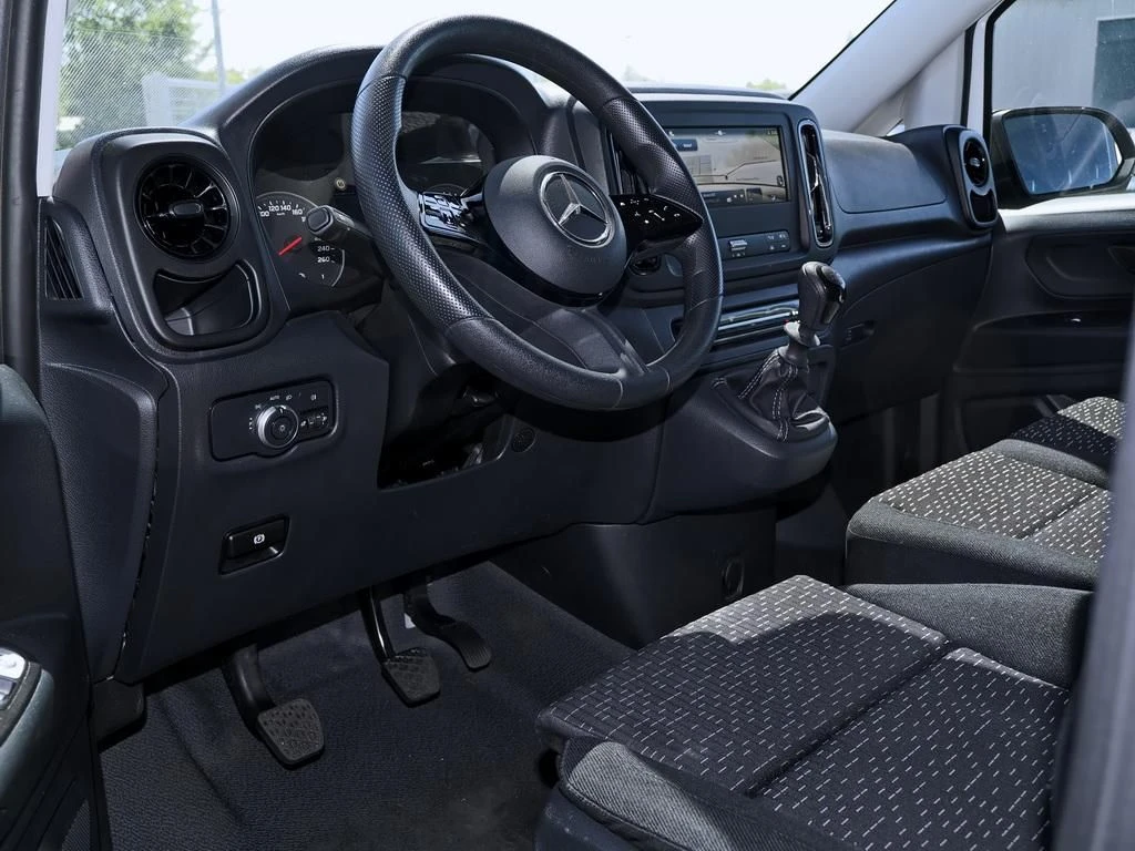 Mercedes-Benz-Vito 116-image-7