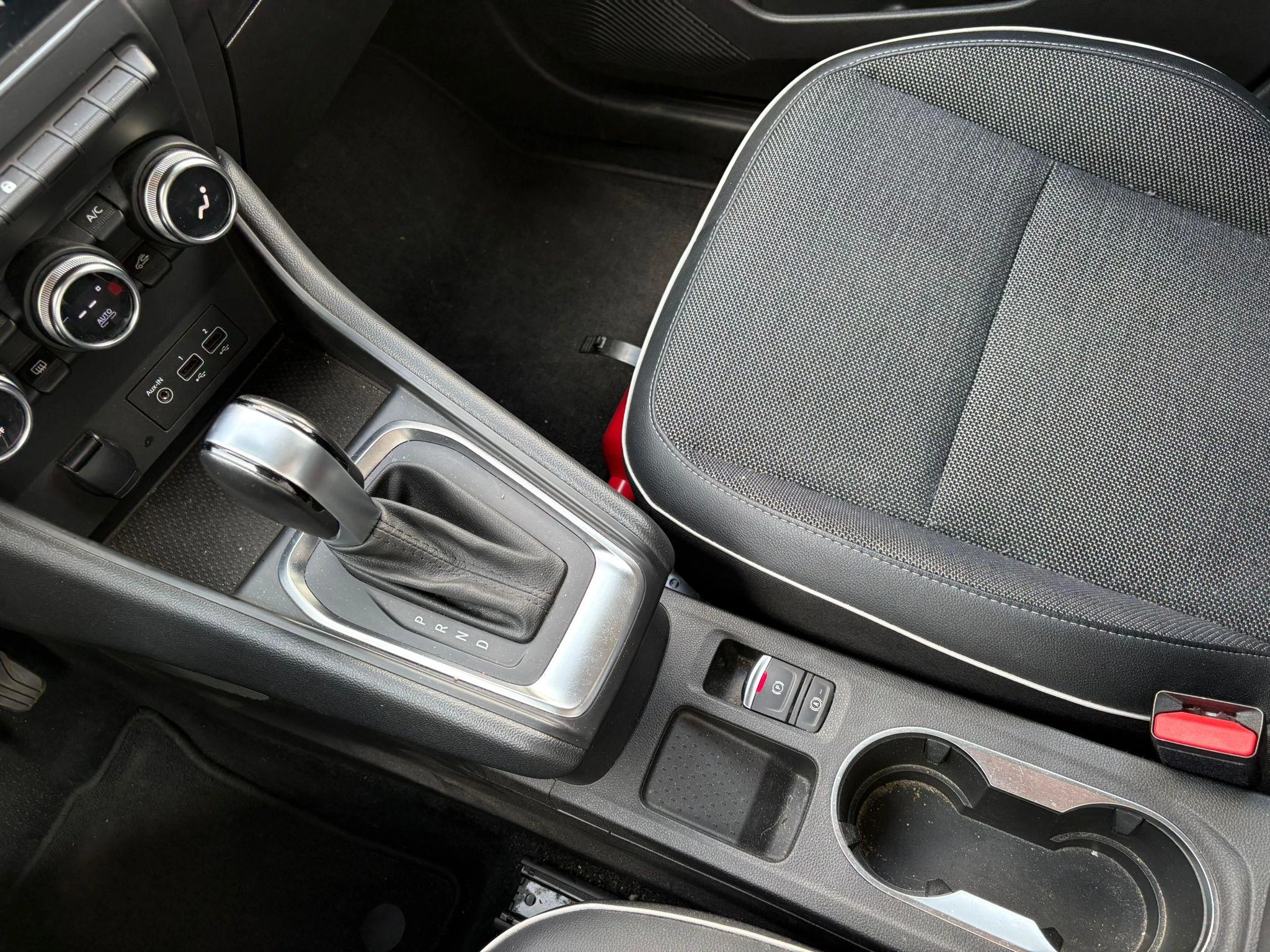 Renault-Captur-image-16