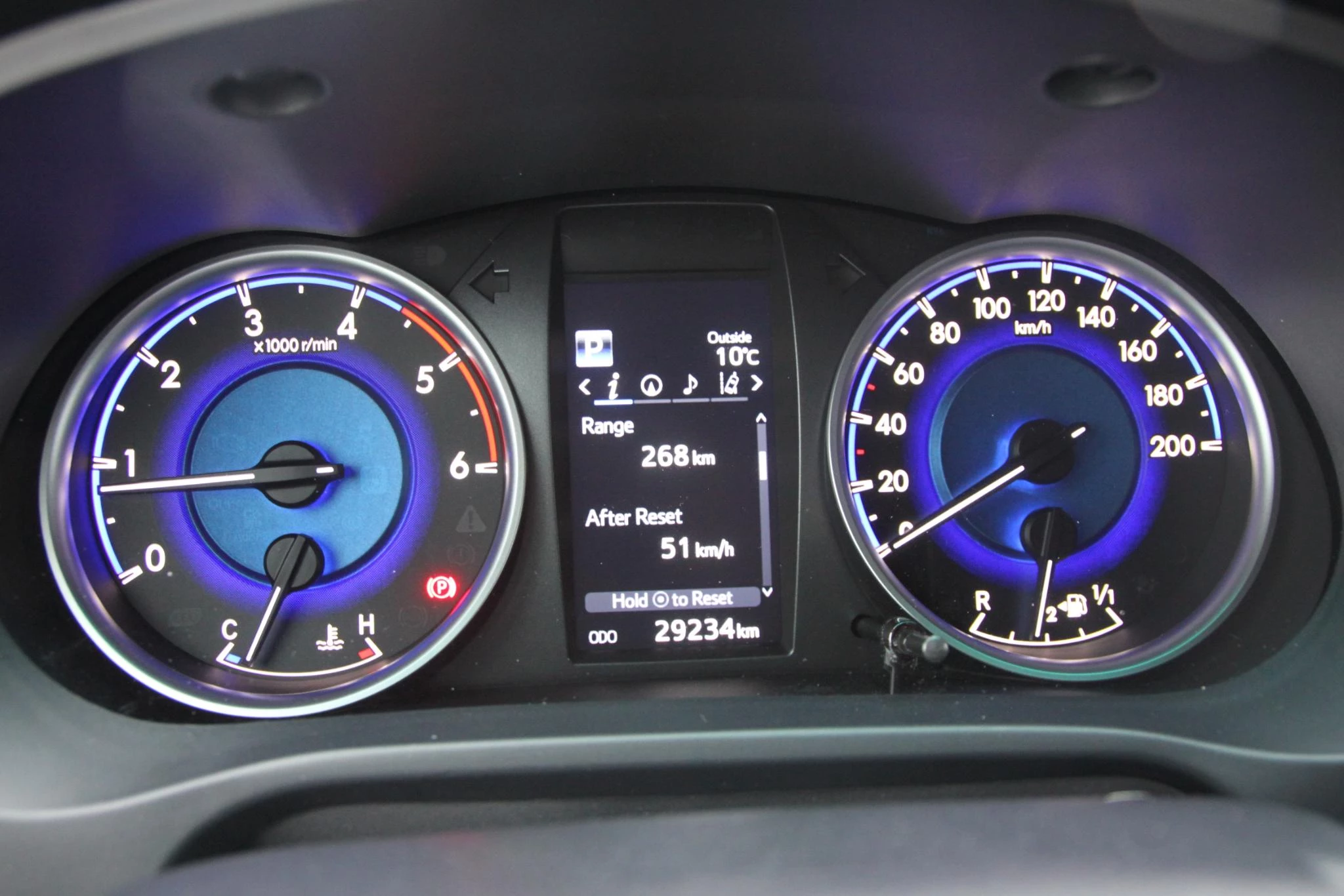 Toyota Hilux 2.4 D-4D Double Cab Aut. Limited