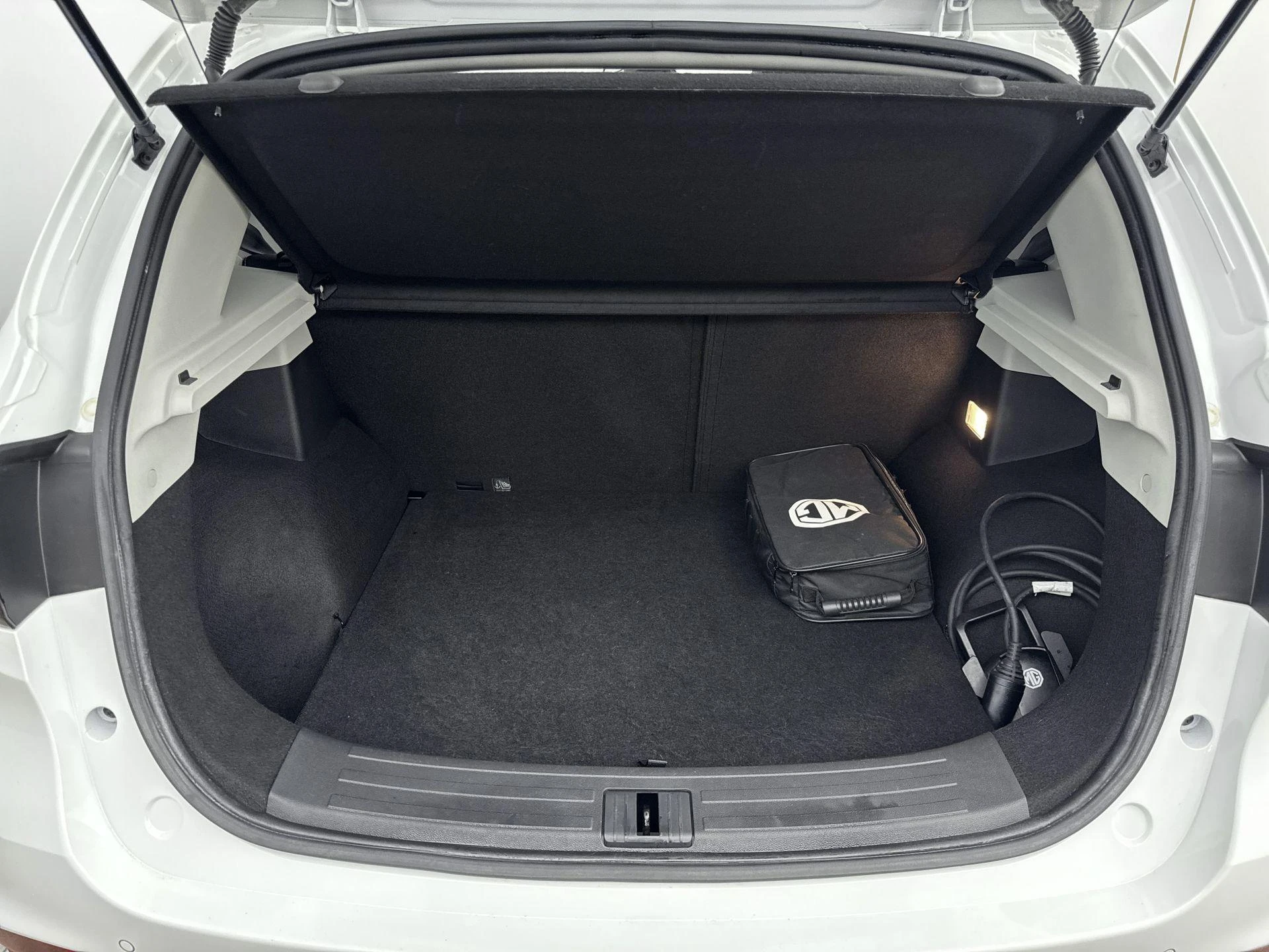 MG-ZS EV-image-23