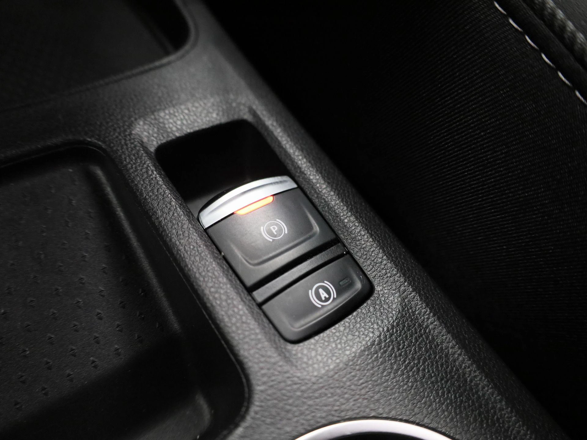 Renault-Captur-image-24