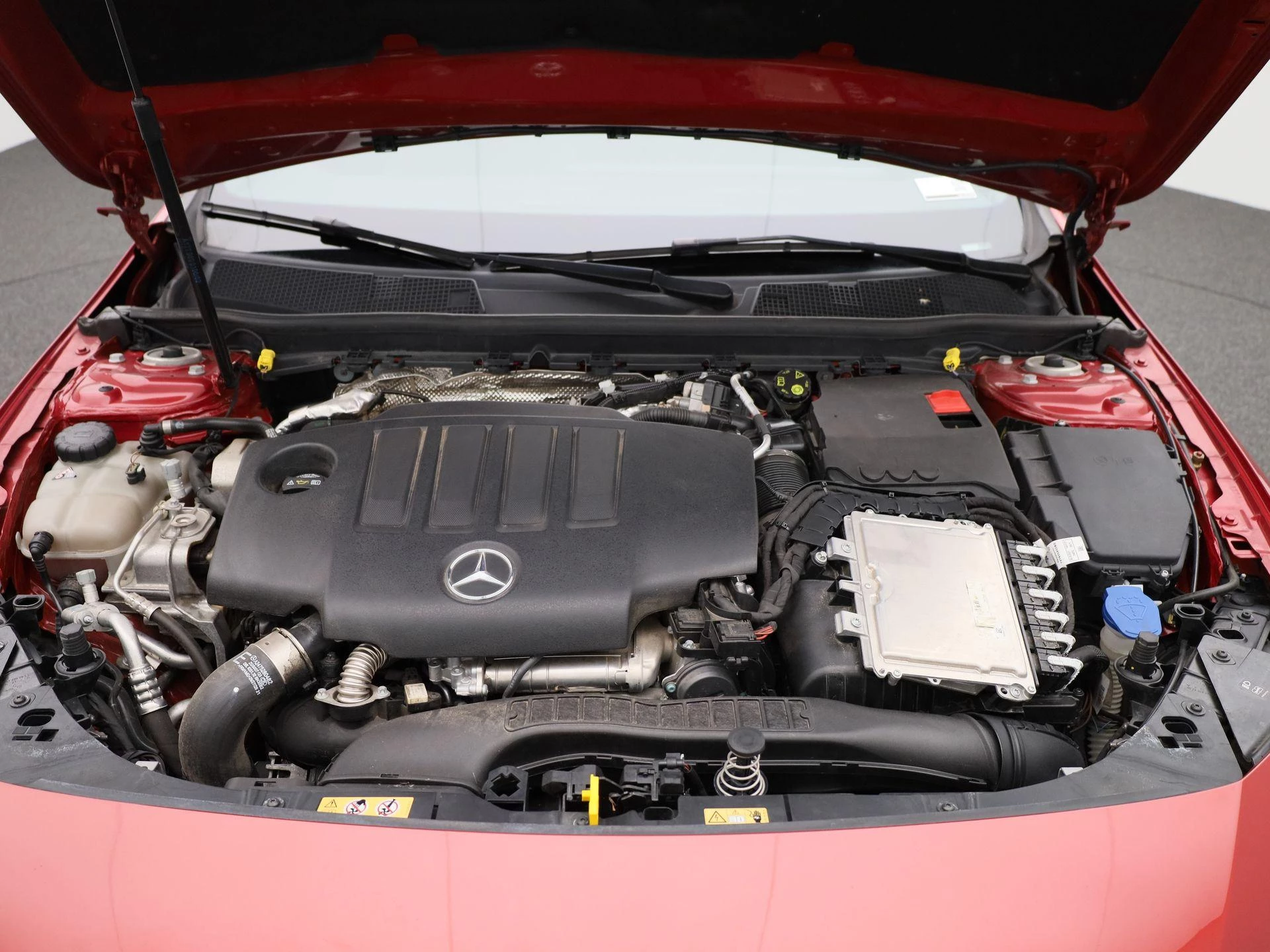 Mercedes-Benz CLA 180 d AMG Line Shooting Brake + CARPLAY + PANO DAK + TREKHAAK + MEMORY SEATS +