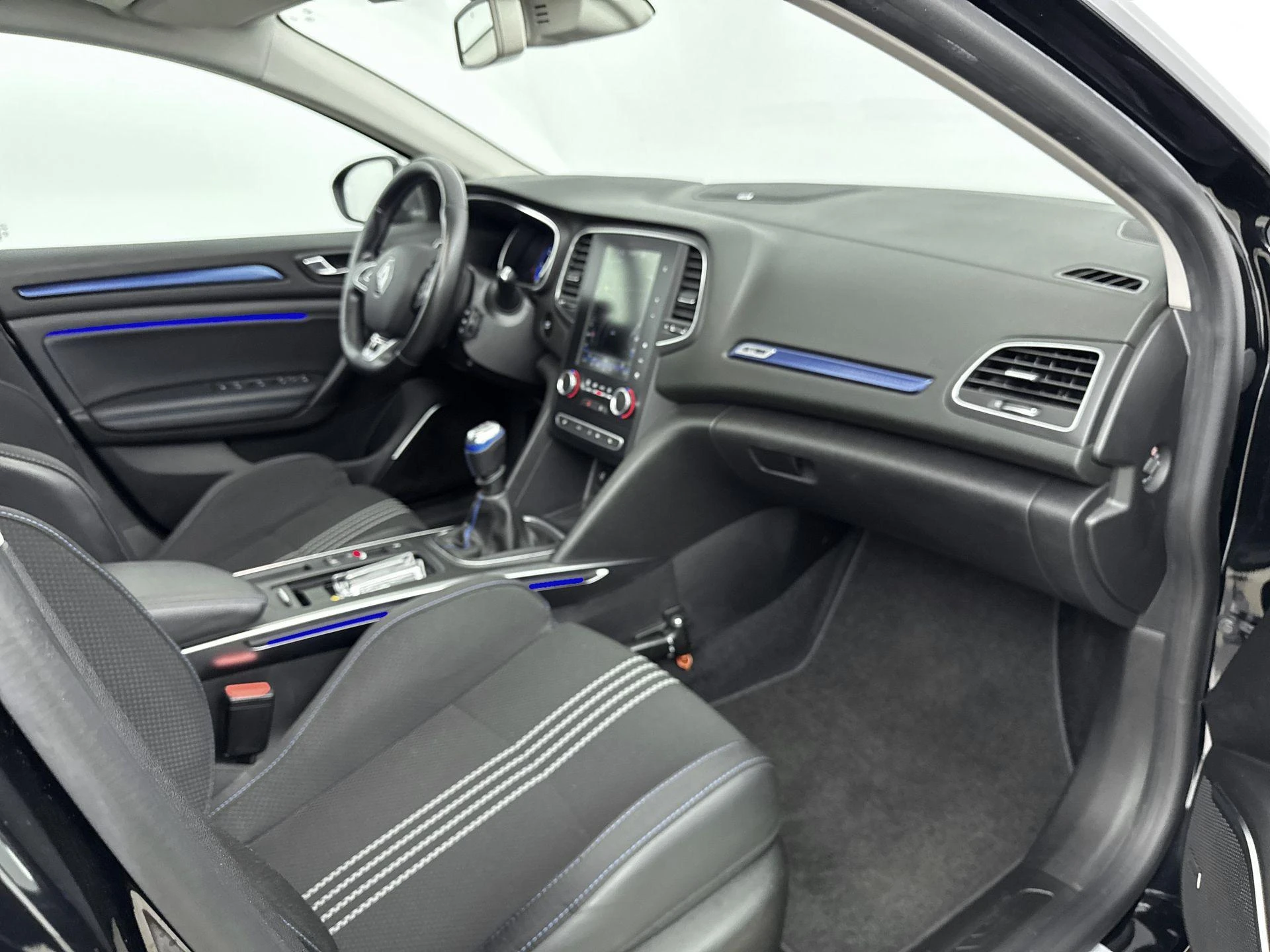 Renault-Mégane Estate-image-15