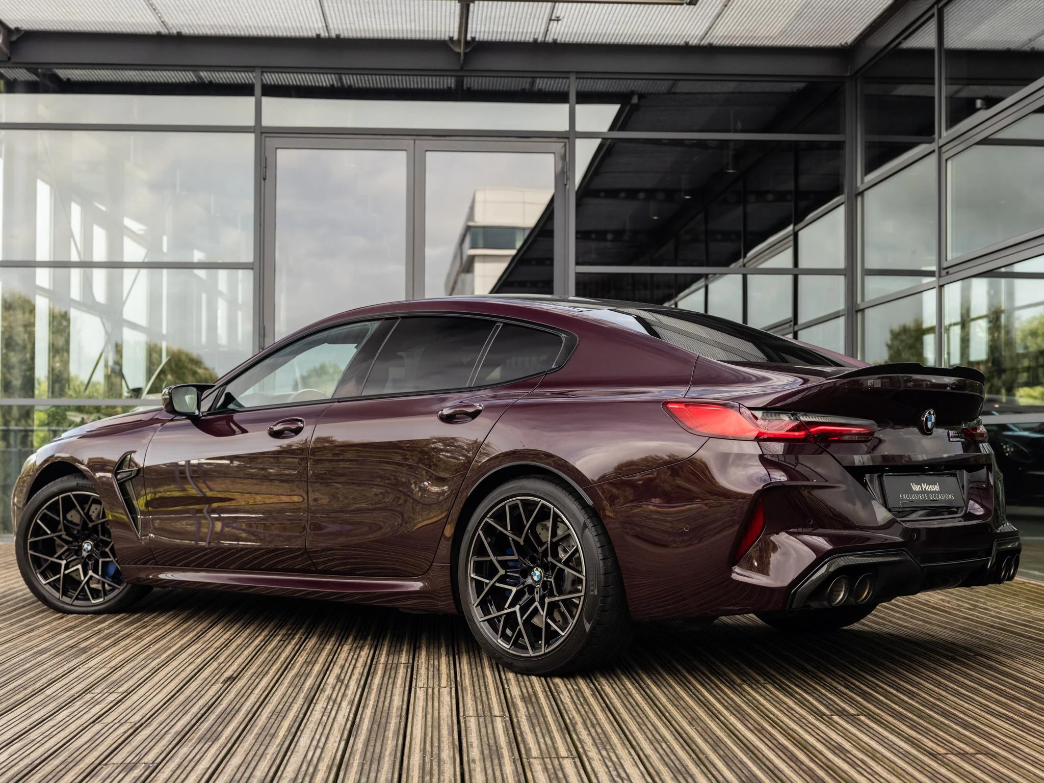 BMW-M8-image-3