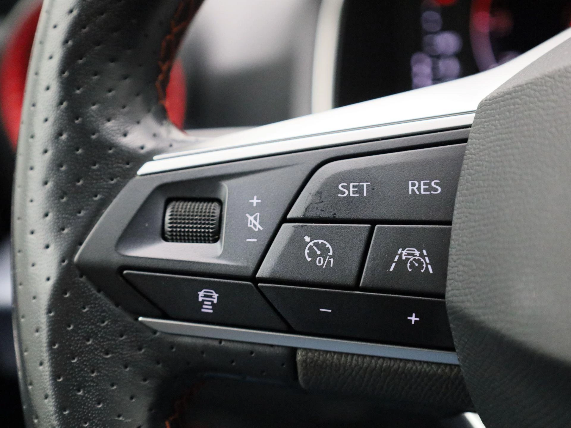 SEAT Arona 1.0 TSI FR Business Intense