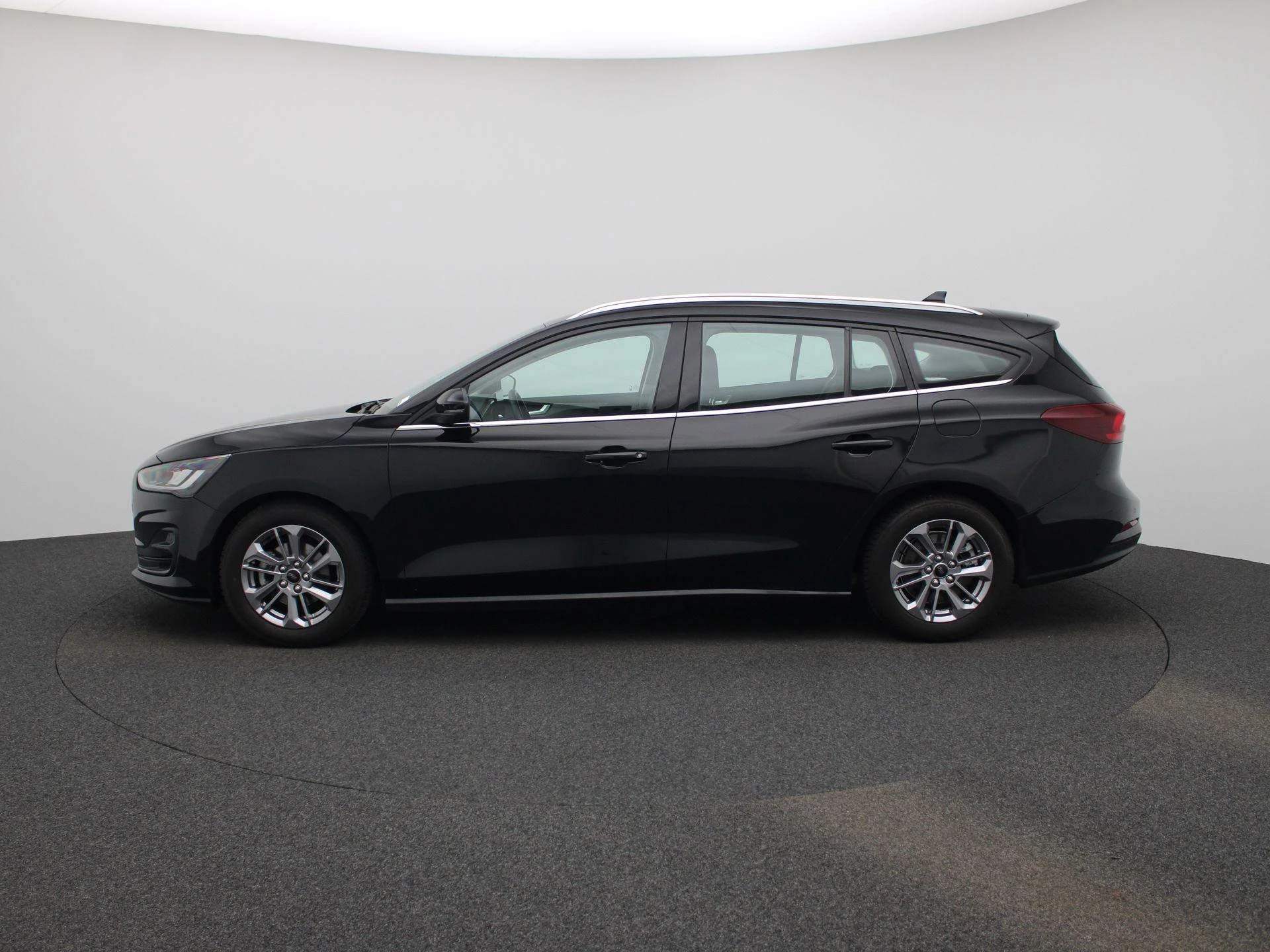 Ford Focus Wagon 1.0 EcoBoost Hybrid Titanium