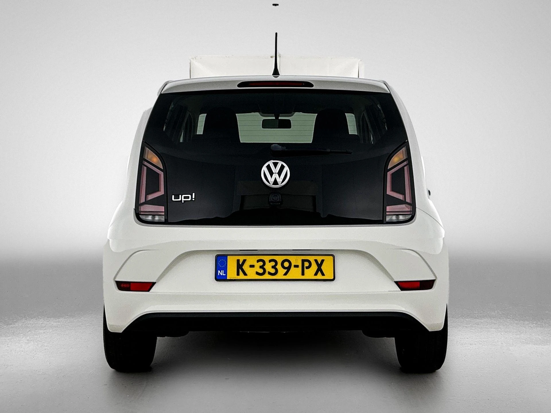 Volkswagen-up!-image-2