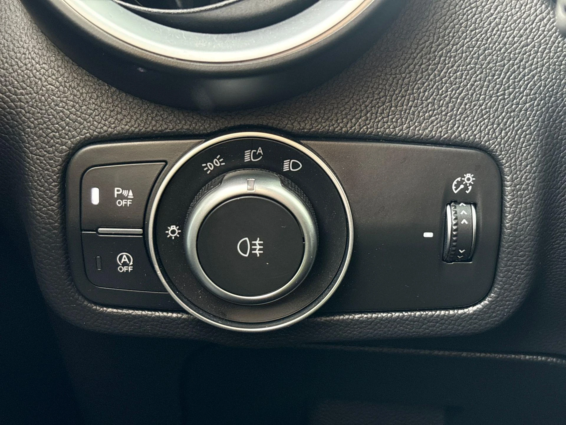 Alfa Romeo-Stelvio-image-28