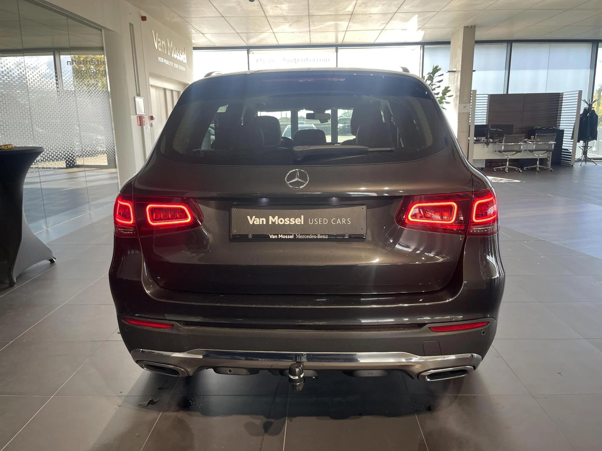 Mercedes-Benz-GLC-image-6