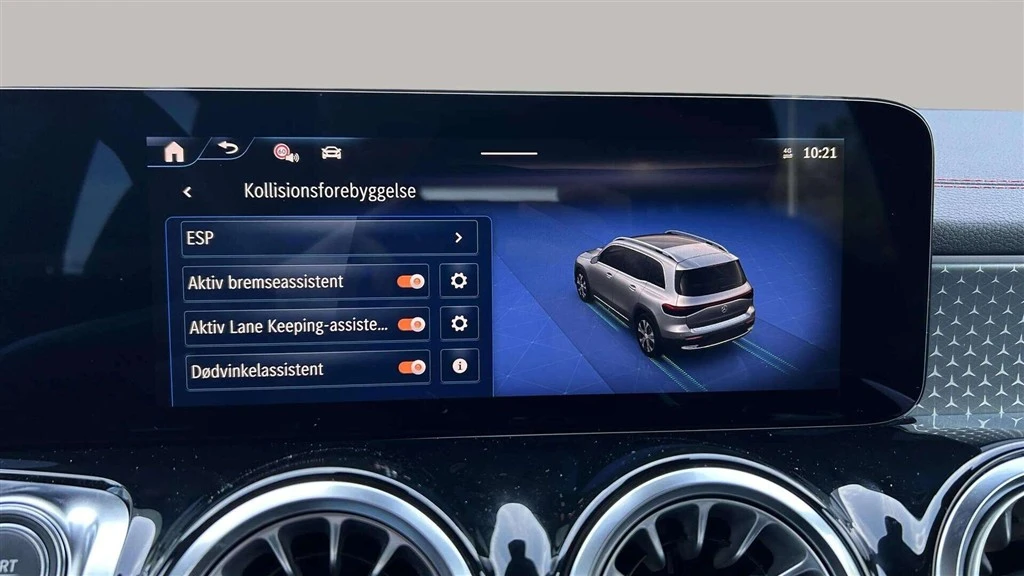 Mercedes-Benz-EQB-image-19