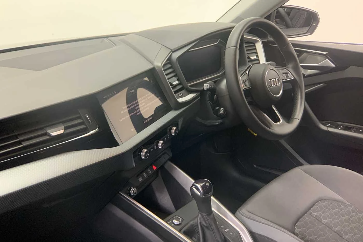 Audi-A1 Sportback-image-11
