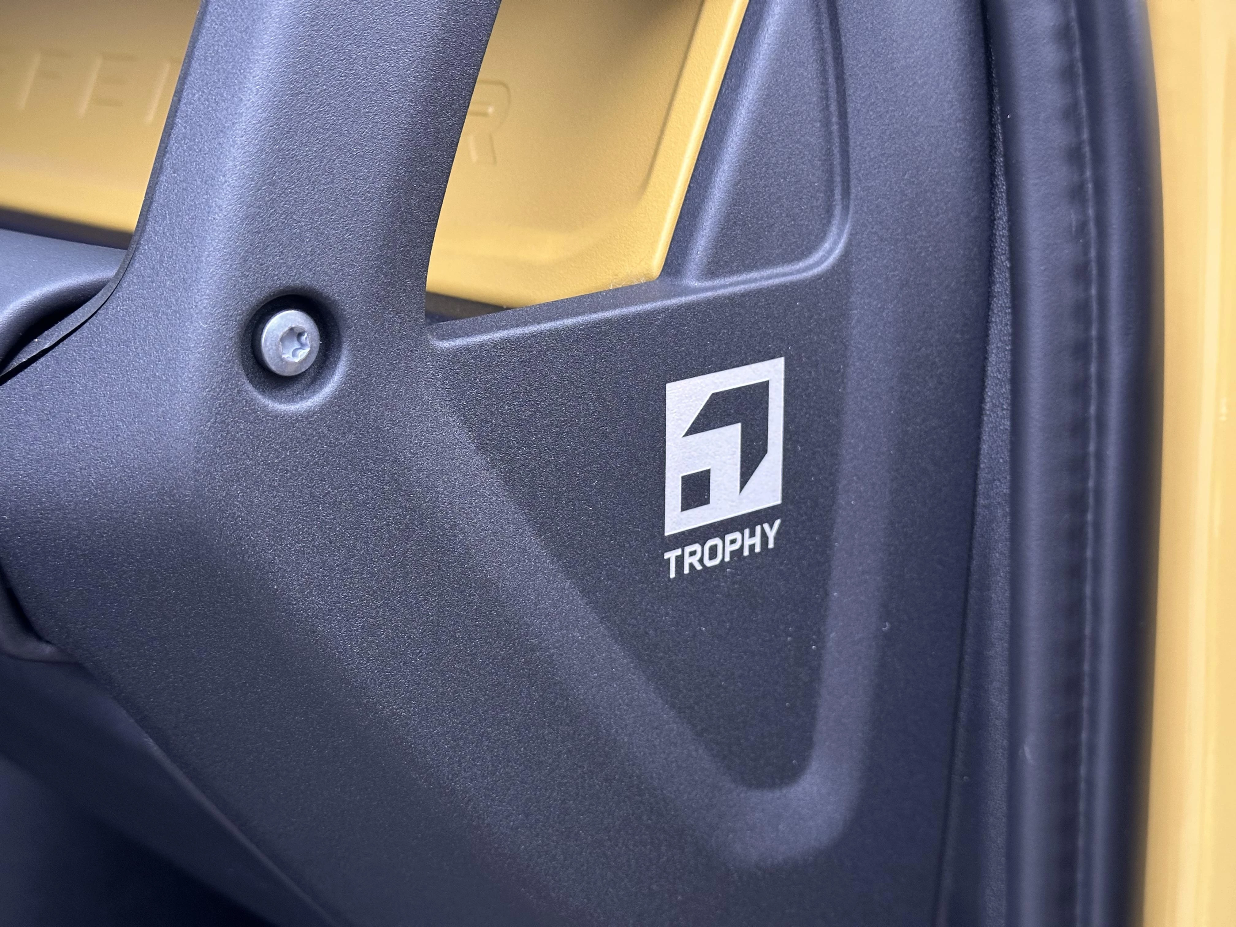 Land Rover-Defender-image-32