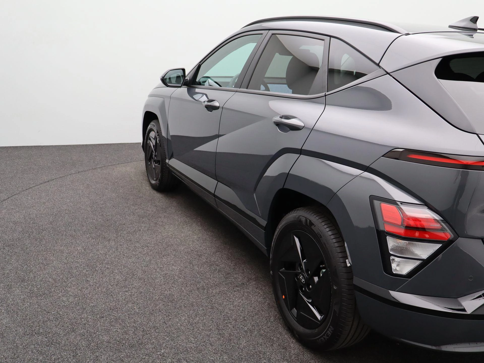 Hyundai-Kona-image-35