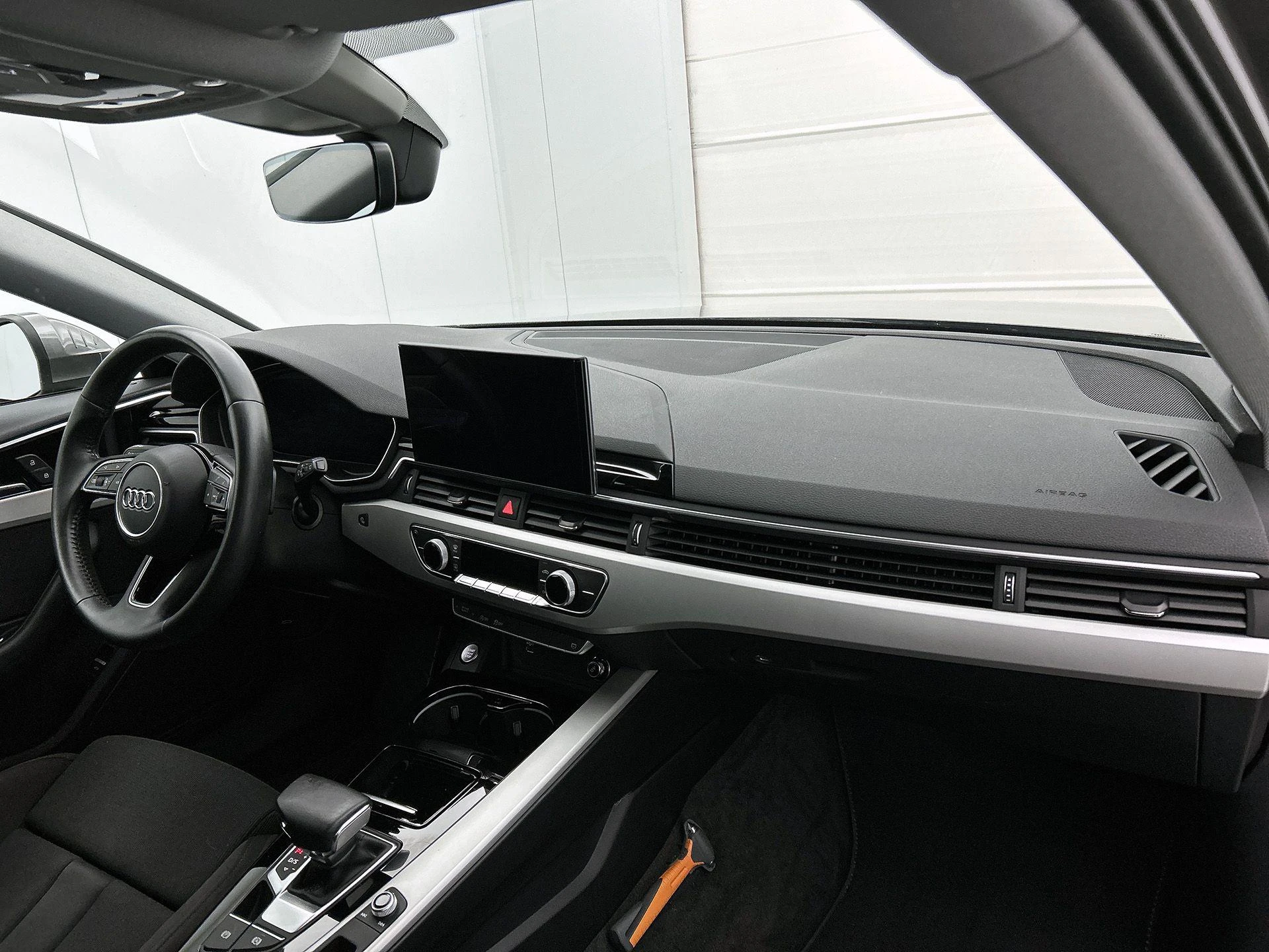 Audi-A4-image-16