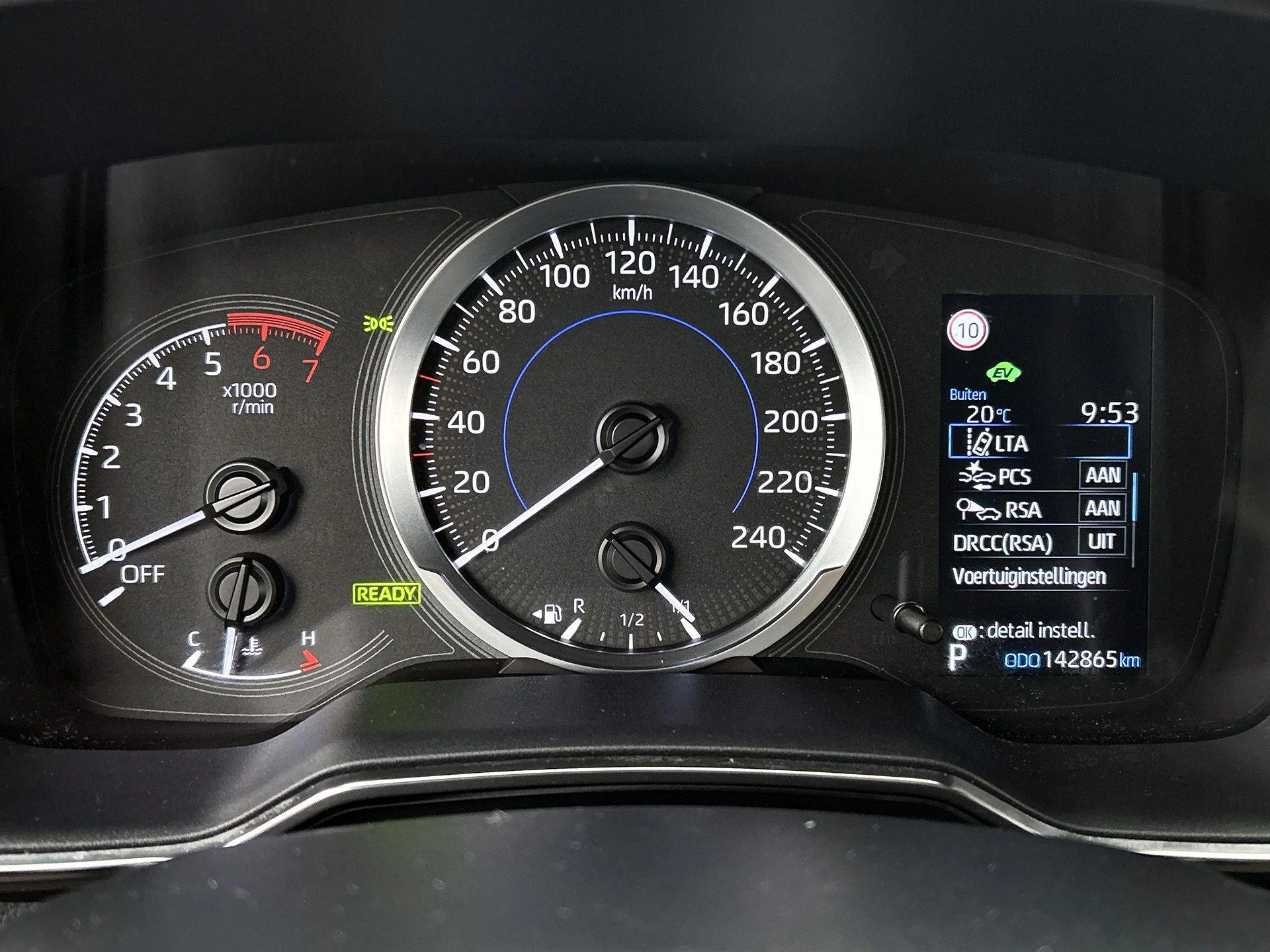 Toyota-Corolla Touring Sports-image-20