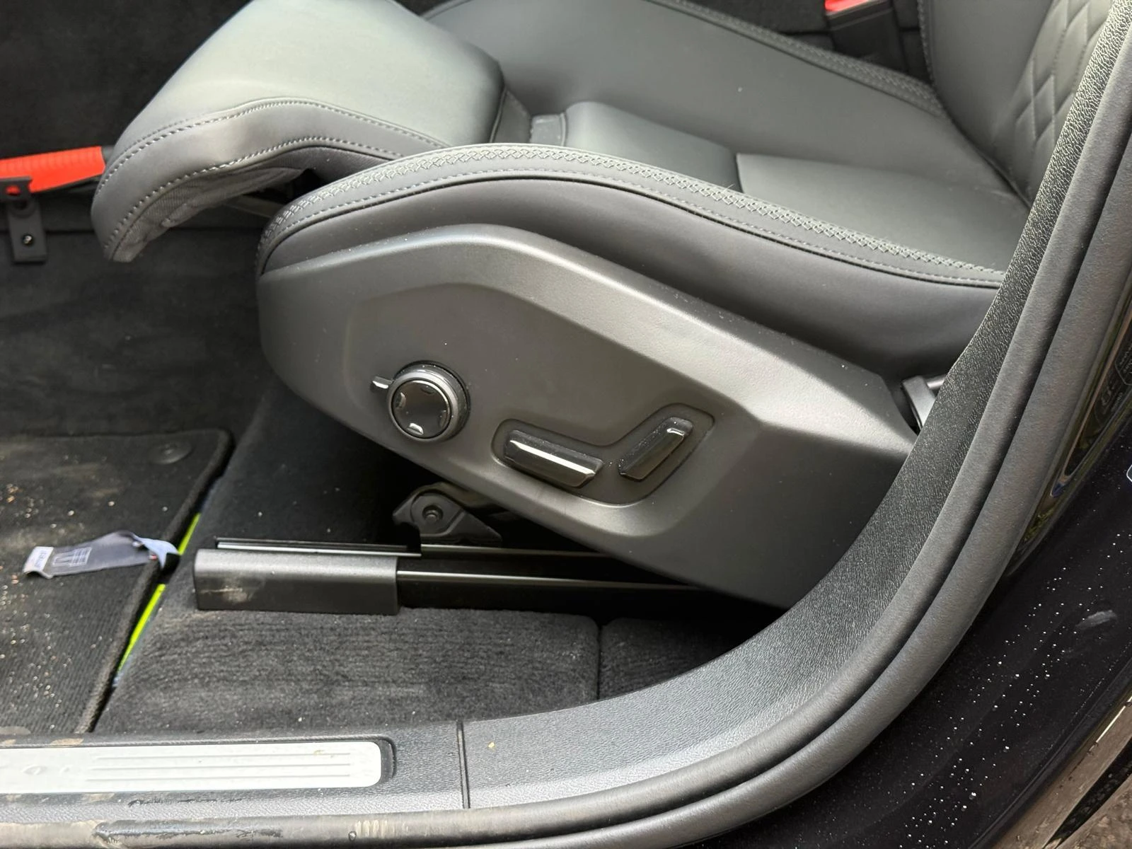 Volvo-XC60-image-20