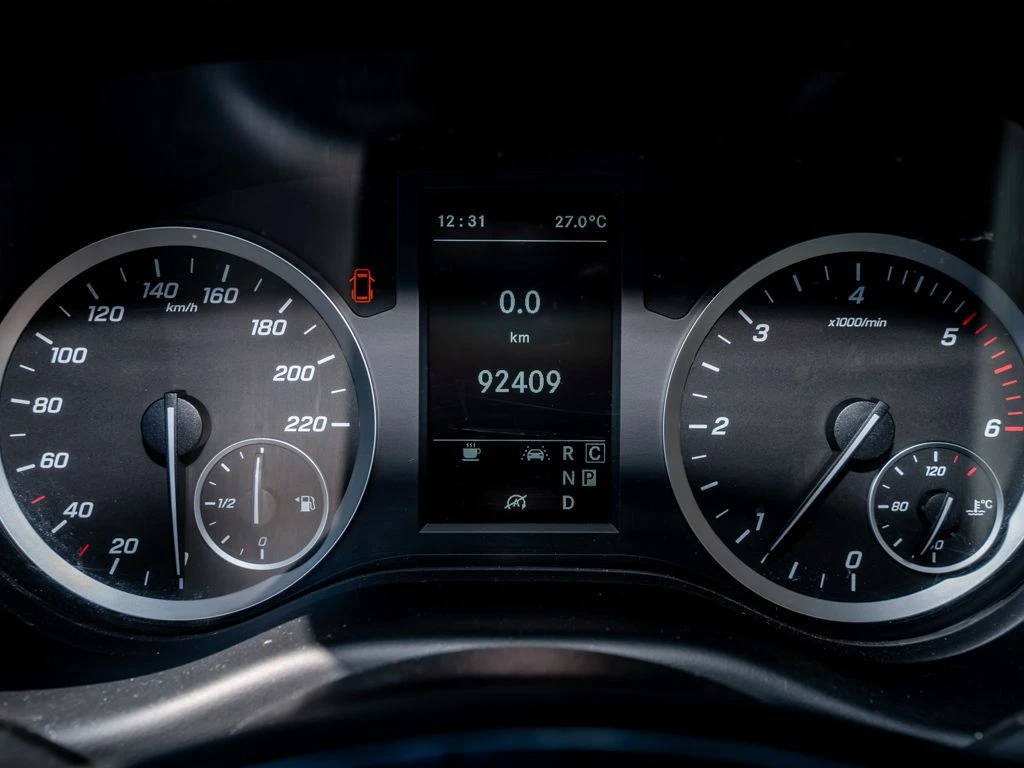 Mercedes-Benz-Vito 114-image-14